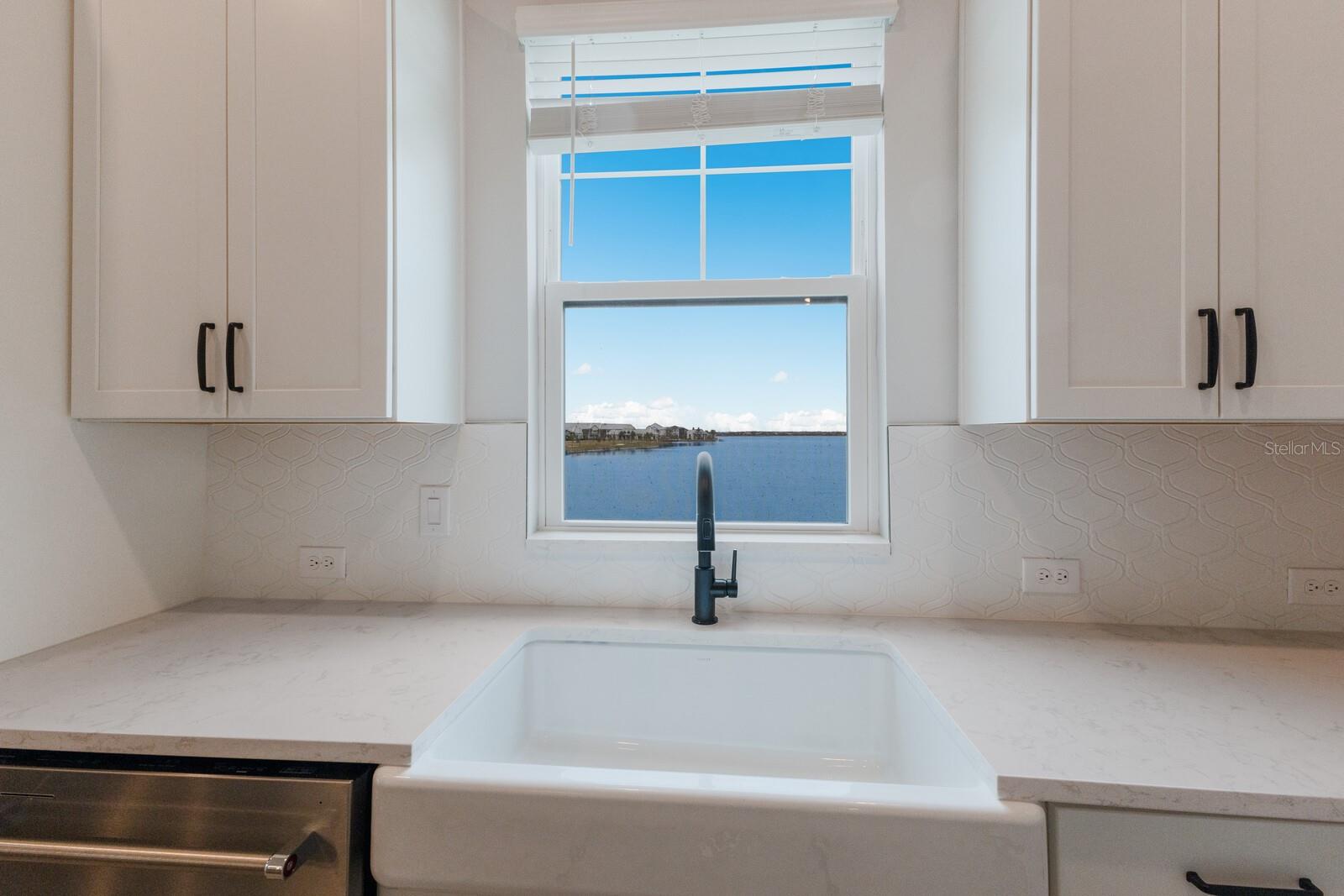 EMERALD LNDG/WATERSIDE - Residential
