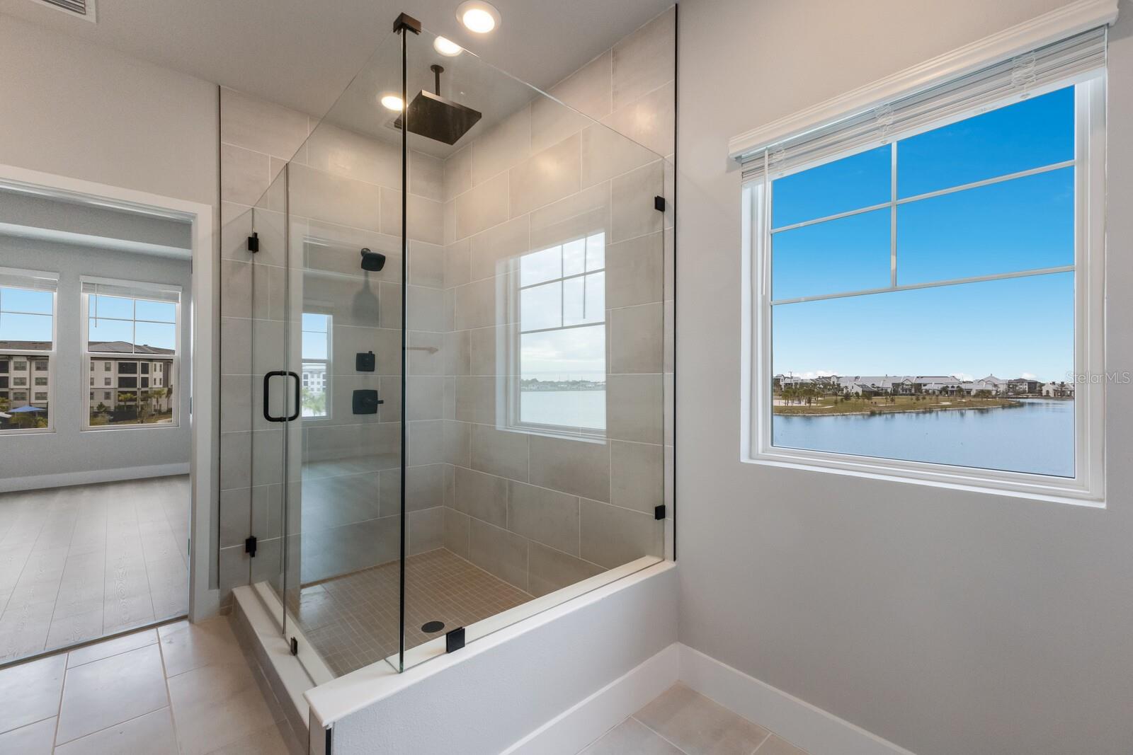 EMERALD LNDG/WATERSIDE - Residential