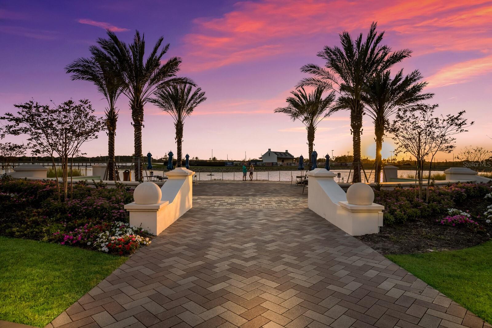 EMERALD LNDG/WATERSIDE - Residential