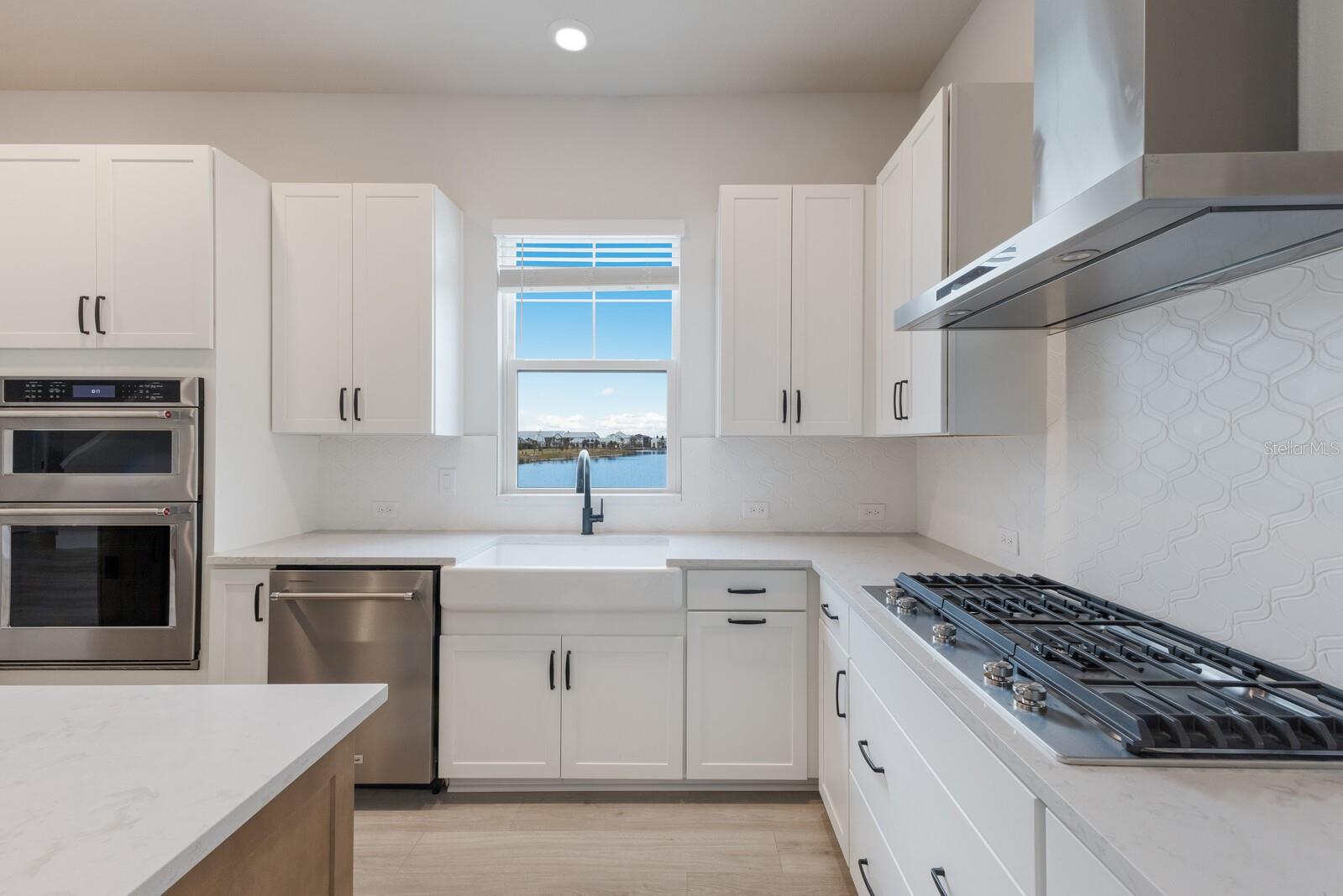 EMERALD LNDG/WATERSIDE - Residential