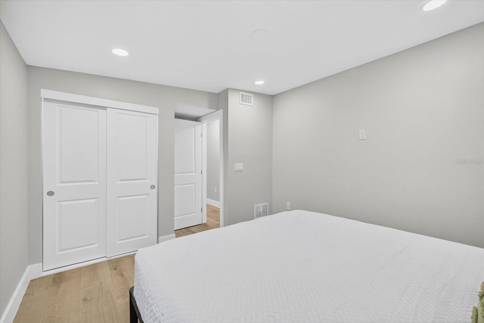 GANDY MANOR ESTATES - Residential