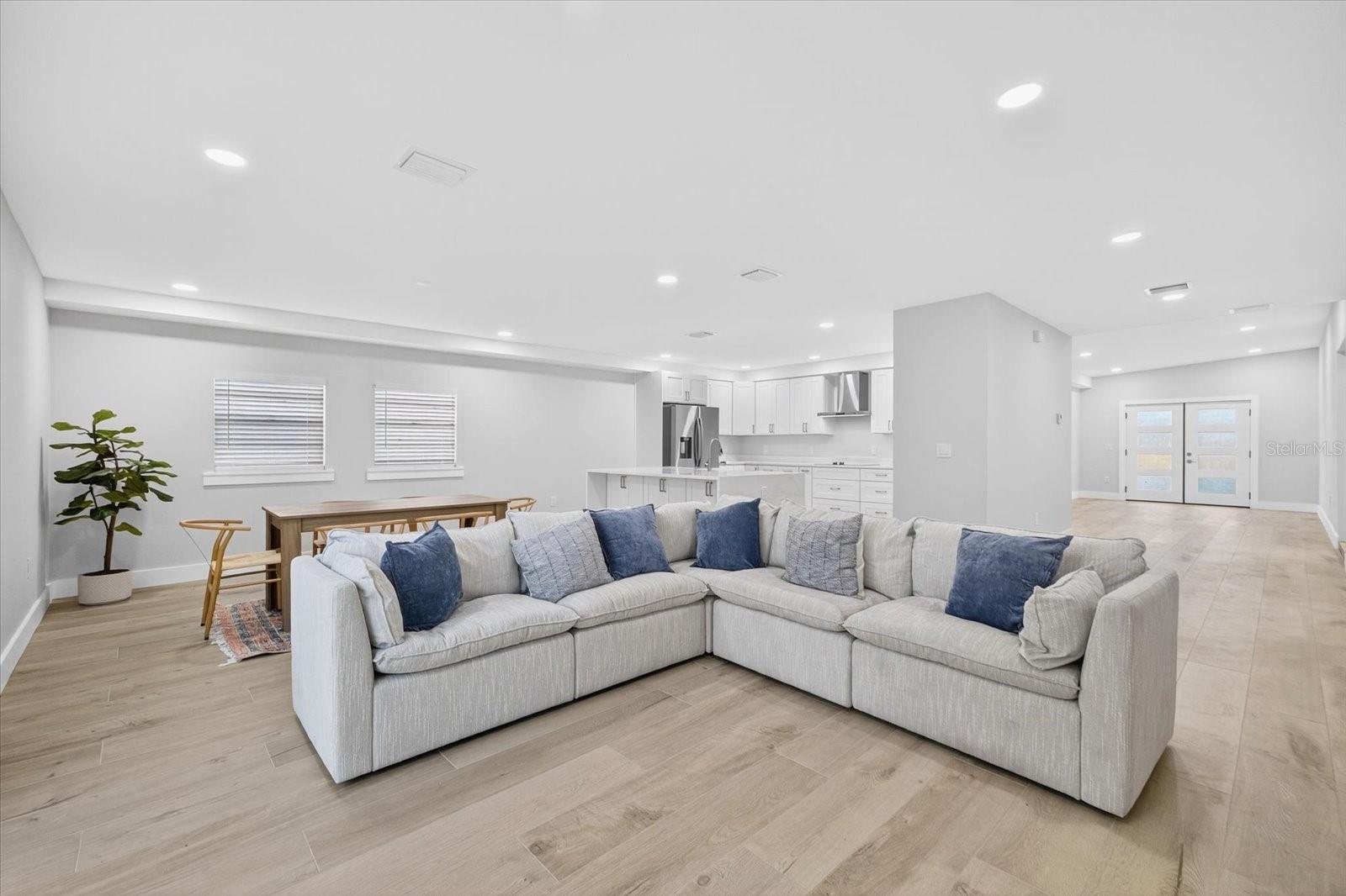 GANDY MANOR ESTATES - Residential