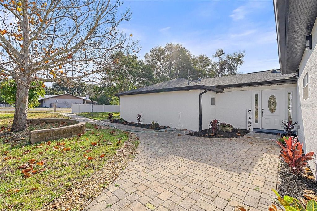 Photo of 1021 15th Street, Palm Harbor, FL 34683 (MLS # A4674627)