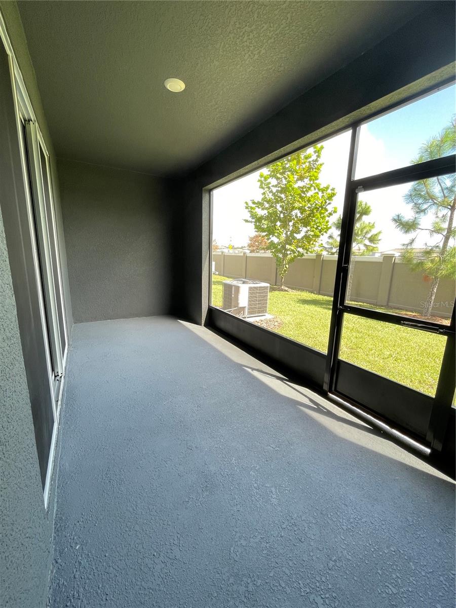 MEADOW RDG PH A-1 - Residential Lease