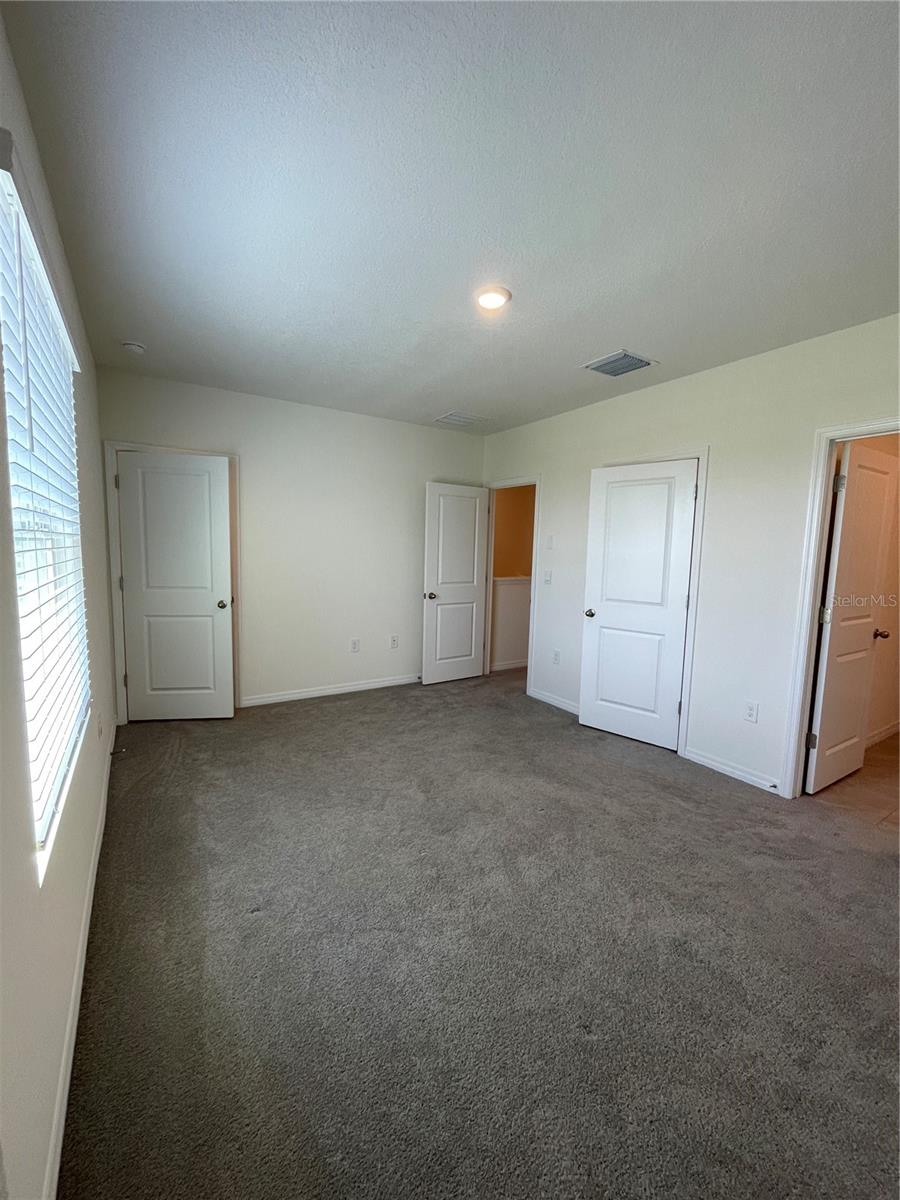 MEADOW RDG PH A-1 - Residential Lease