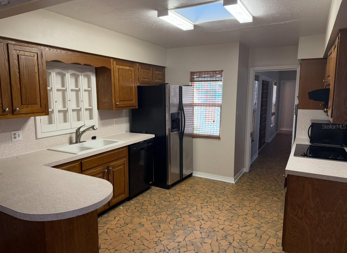 EASTWOOD SUB - Residential Lease