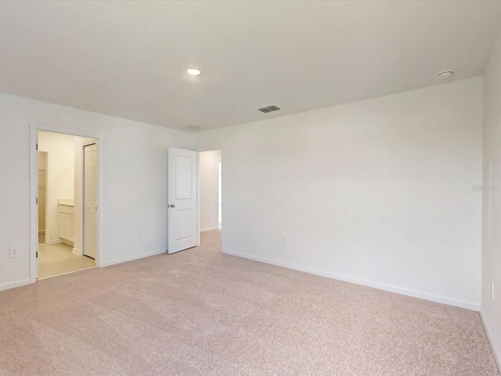 GUM LAKE 50'S - Residential Lease