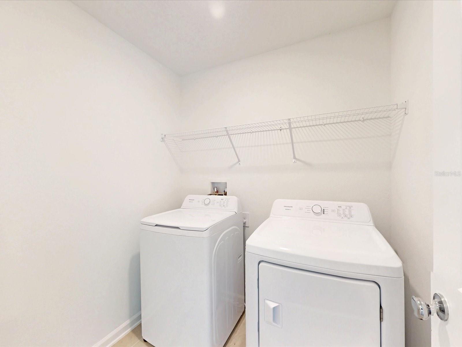 GUM LAKE 50'S - Residential Lease