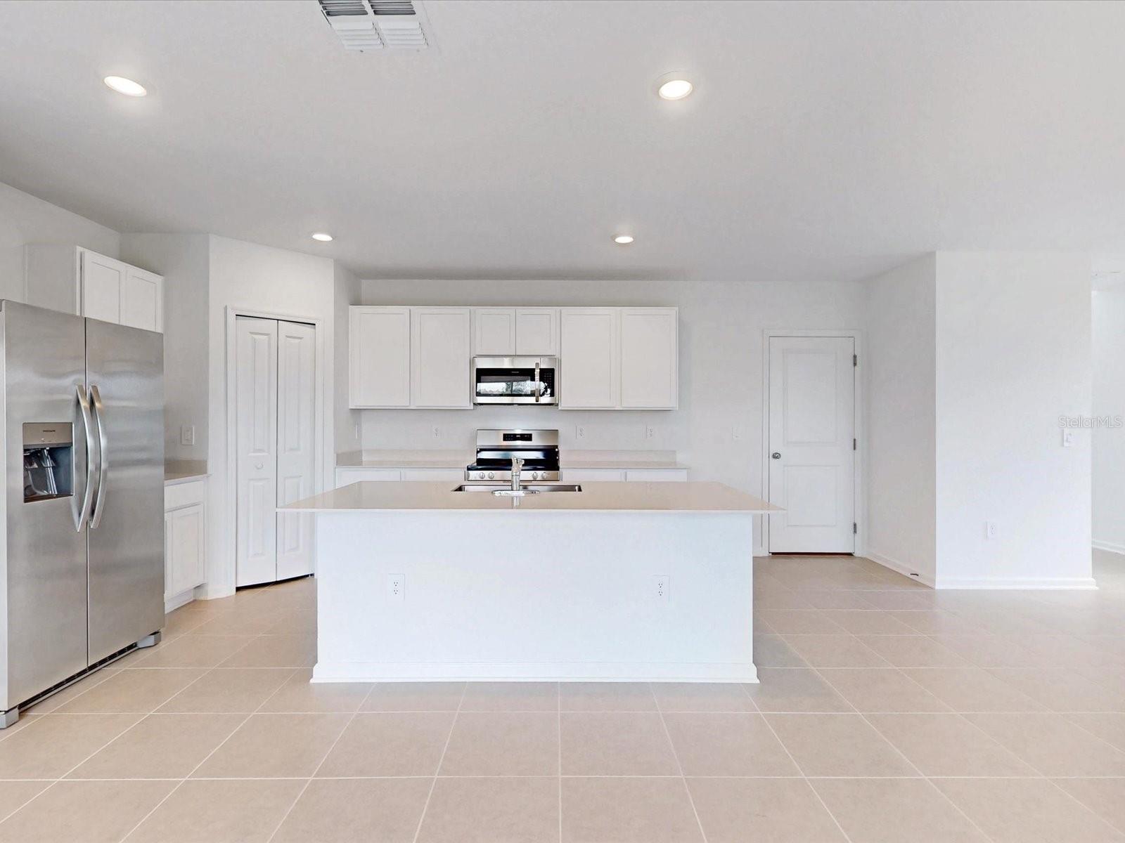 GUM LAKE 50'S - Residential Lease