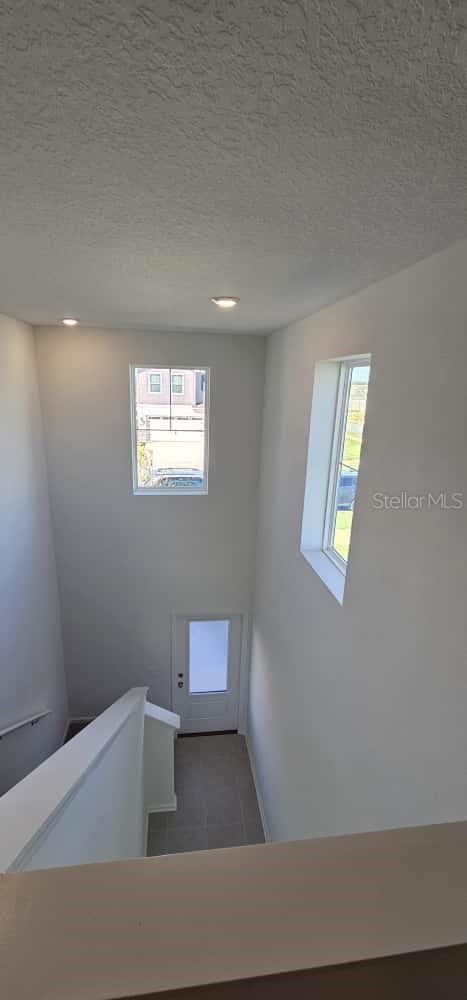 GUM LAKE 50'S - Residential Lease