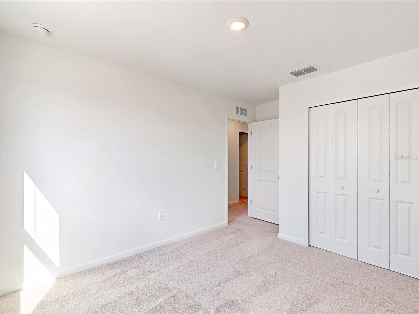 GUM LAKE 50'S - Residential Lease