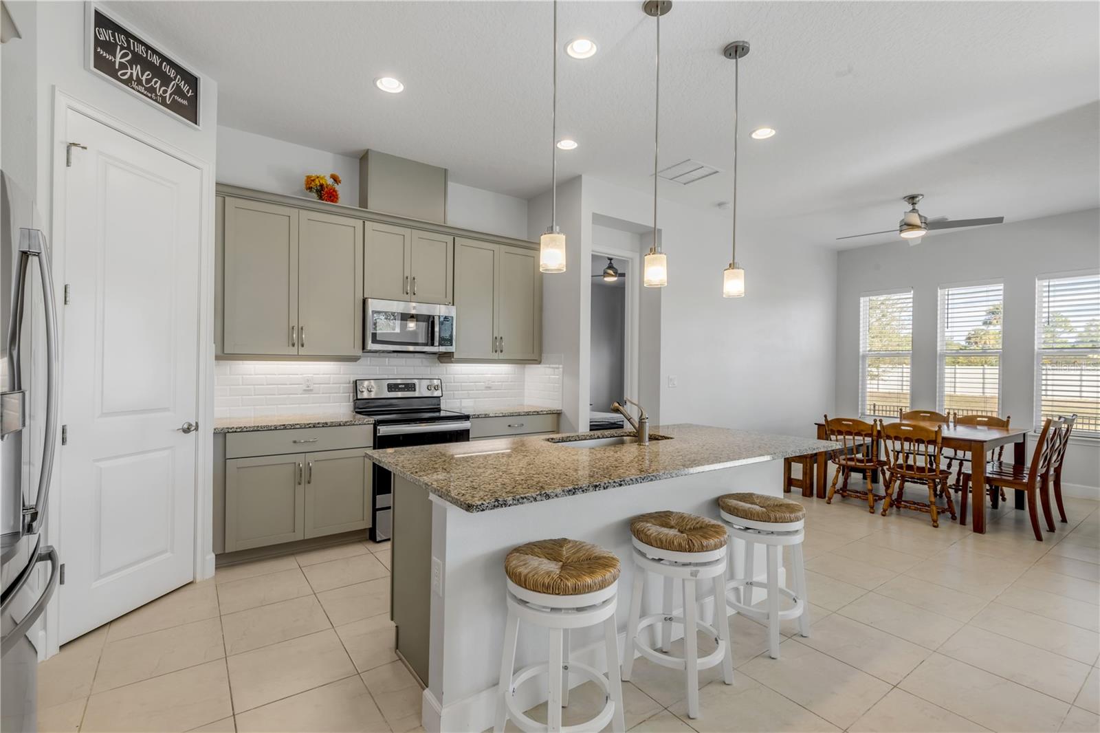 6269 WOODHAVEN VILLAGE DRIVE