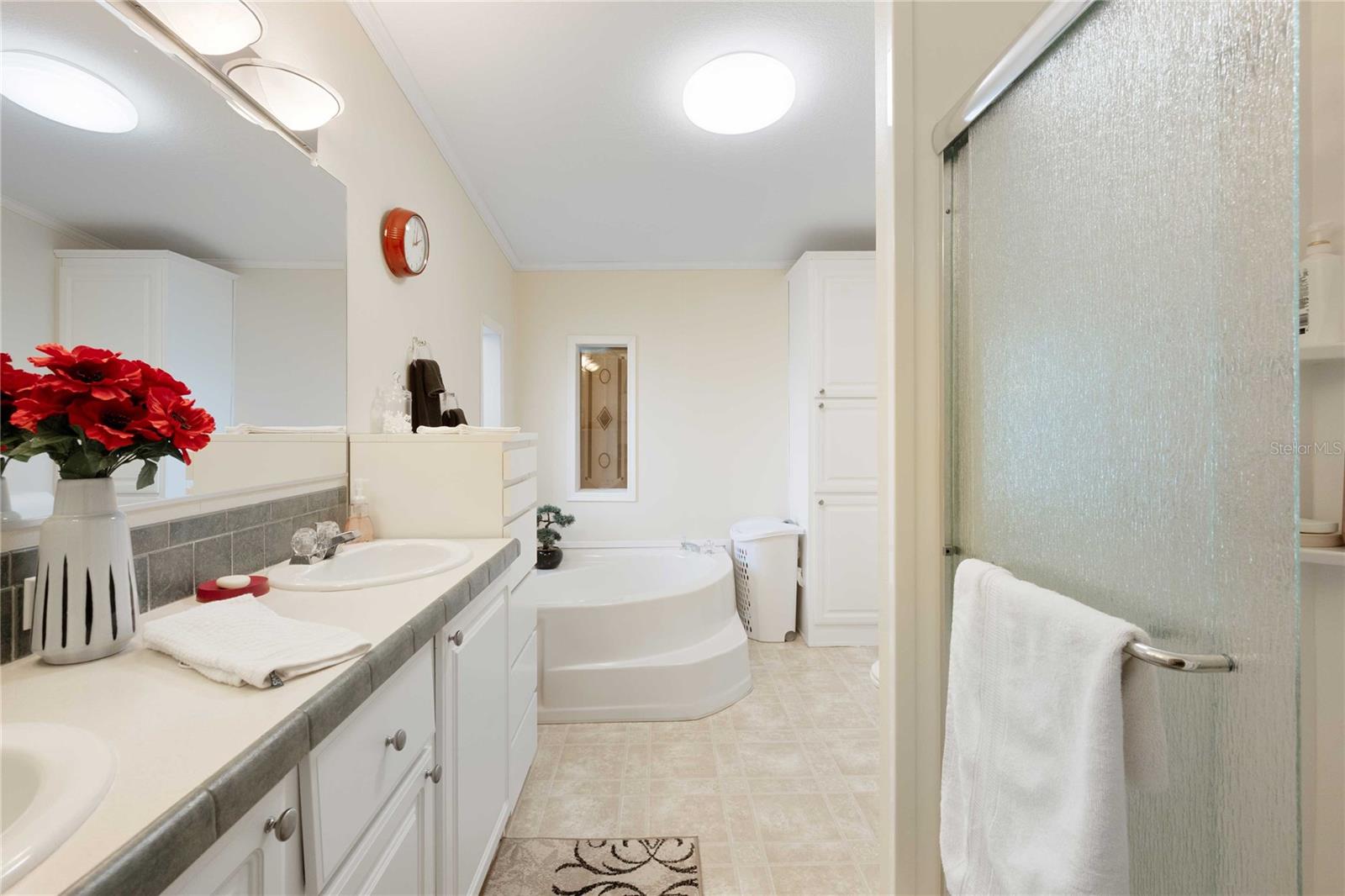 BETMAR ACRES - Residential