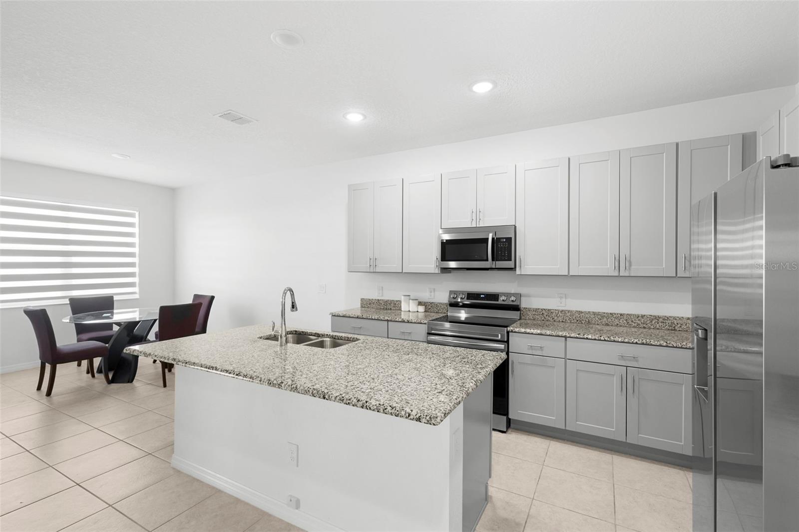 172 ROSEVILLE DRIVE