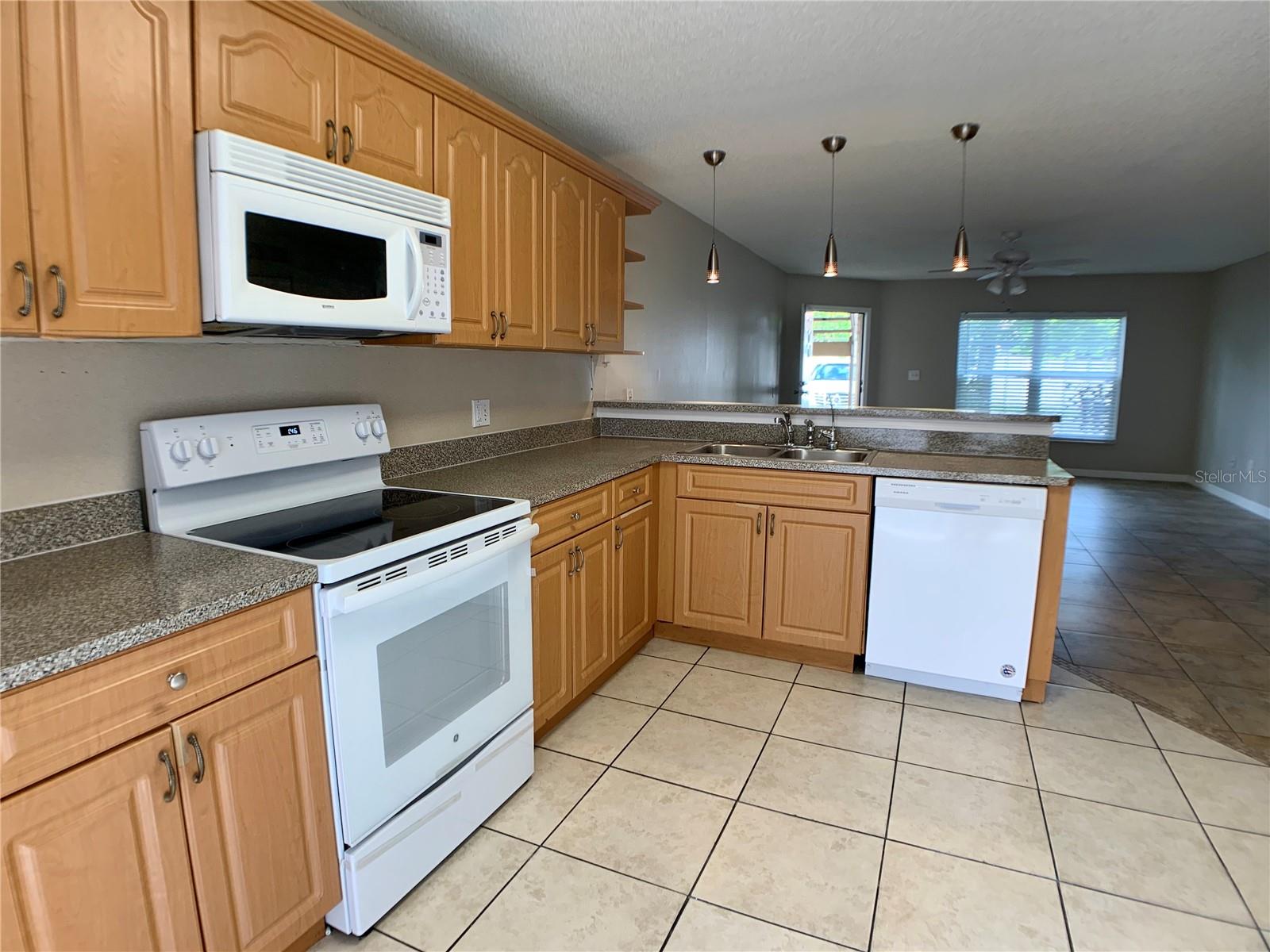 LANCELOT/WINTER PARK - Residential Lease