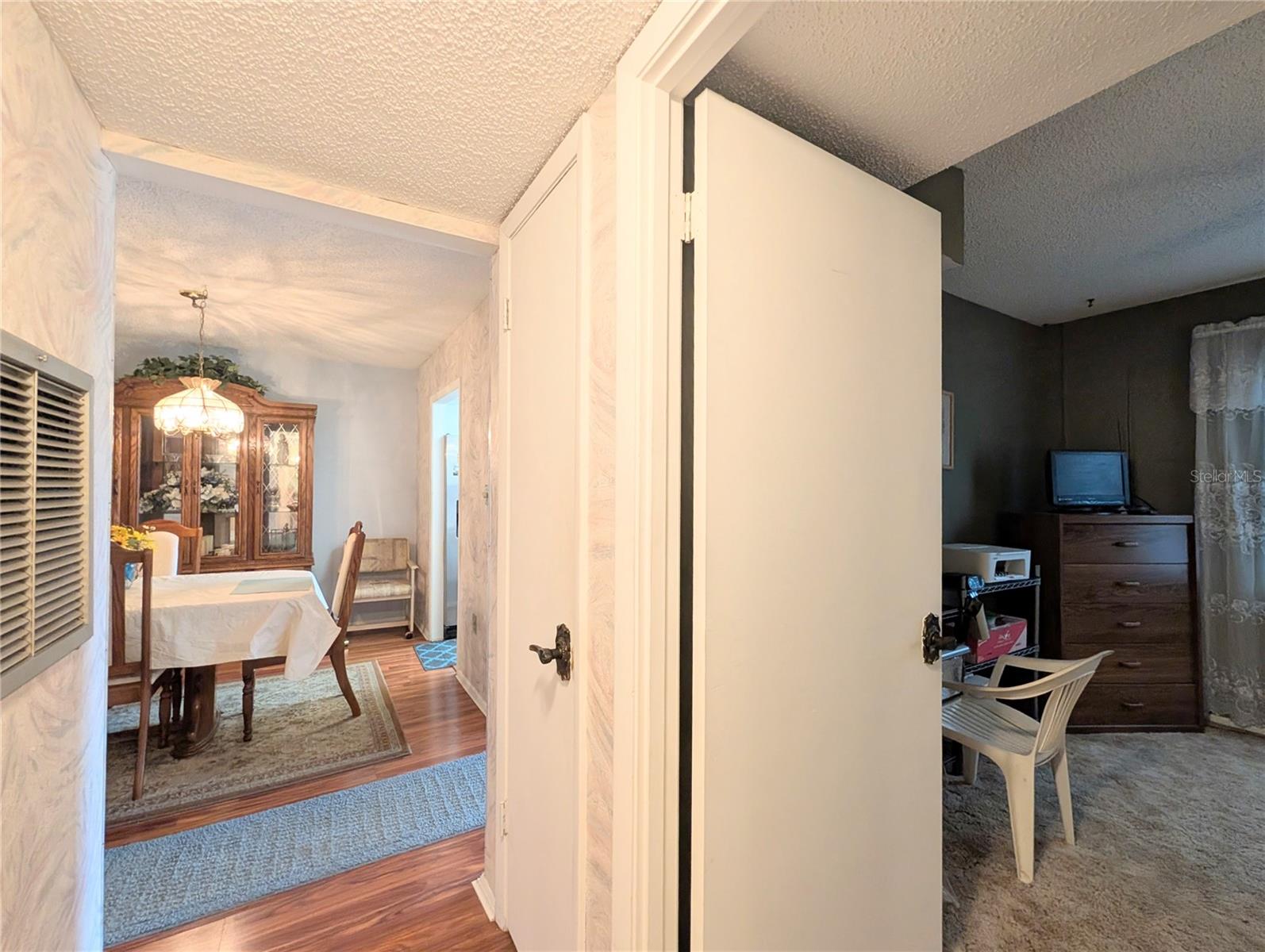 BAYSHORE ON THE LAKE APTS II SEC 3 - Residential