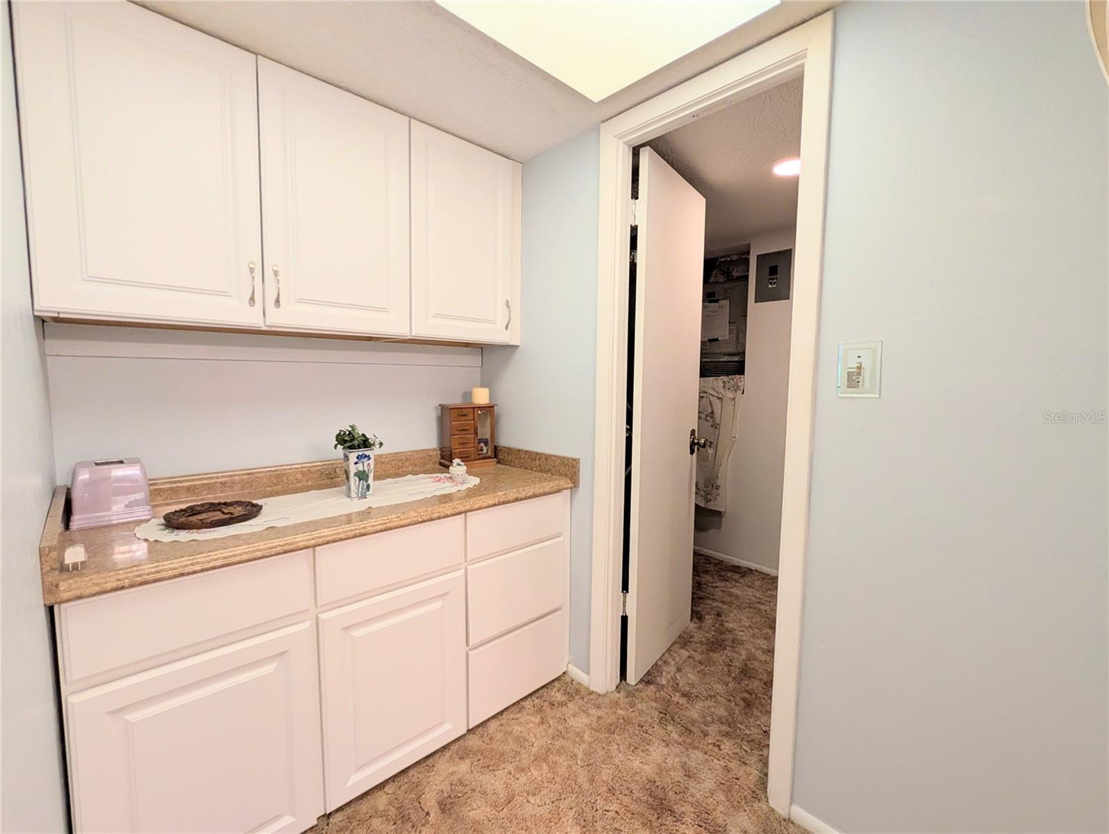 BAYSHORE ON THE LAKE APTS II SEC 3 - Residential