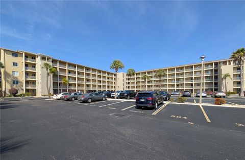 Photo of 3624 Lake Bayshore Drive #K-303, Bradenton, FL 34205 (MLS # A4686262)