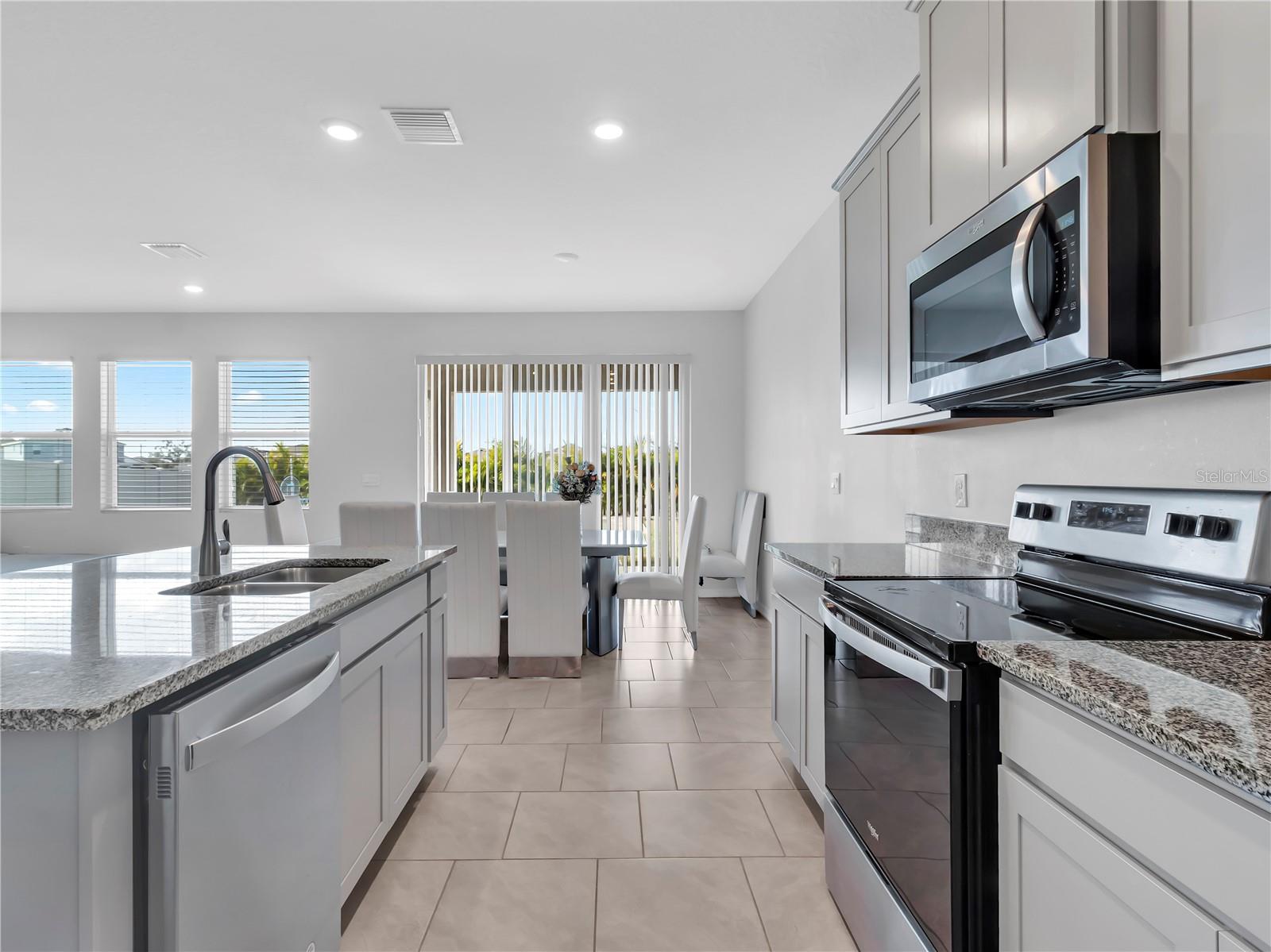 CREEK PRESERVE - Residential Lease