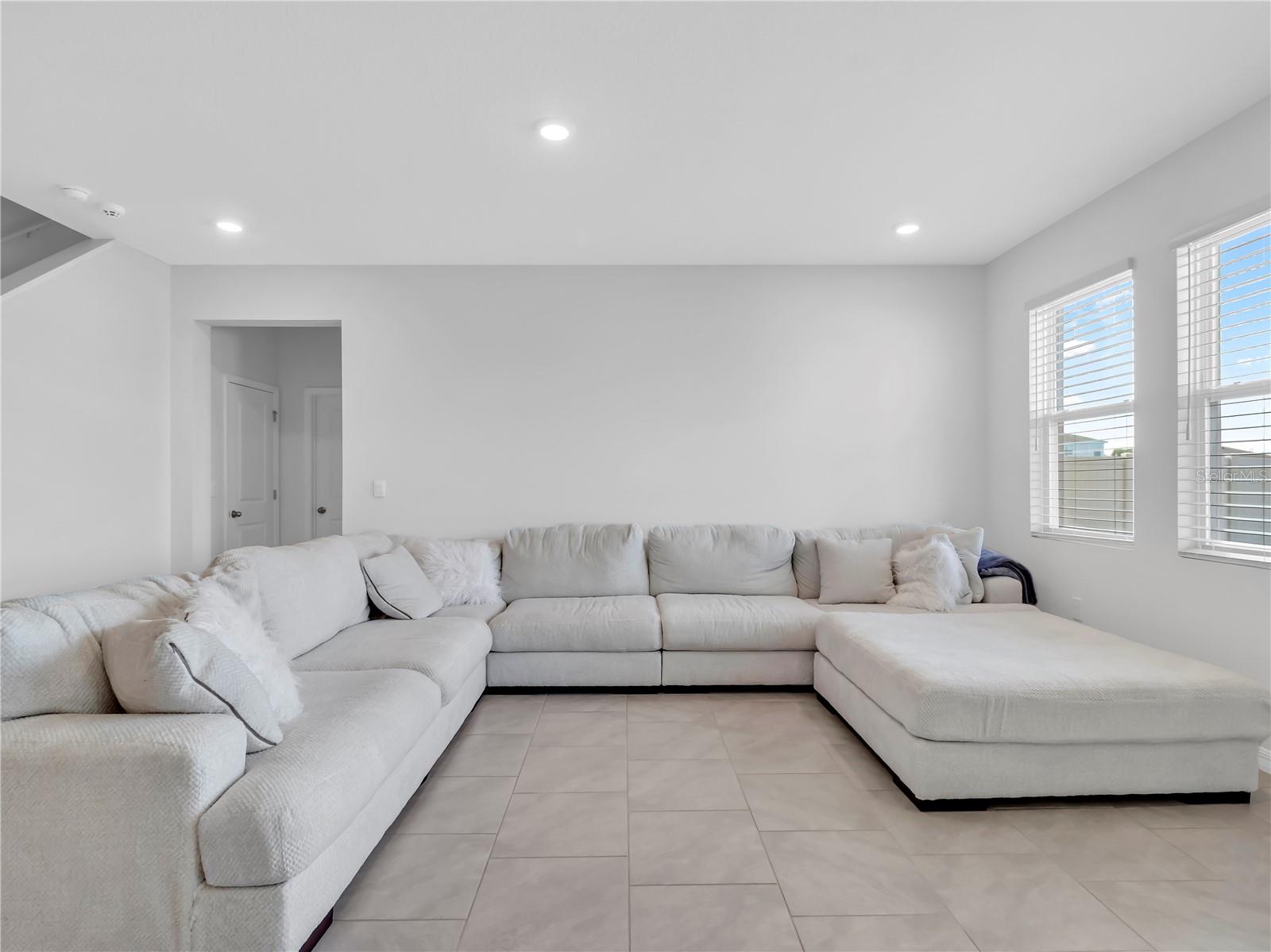 CREEK PRESERVE - Residential Lease