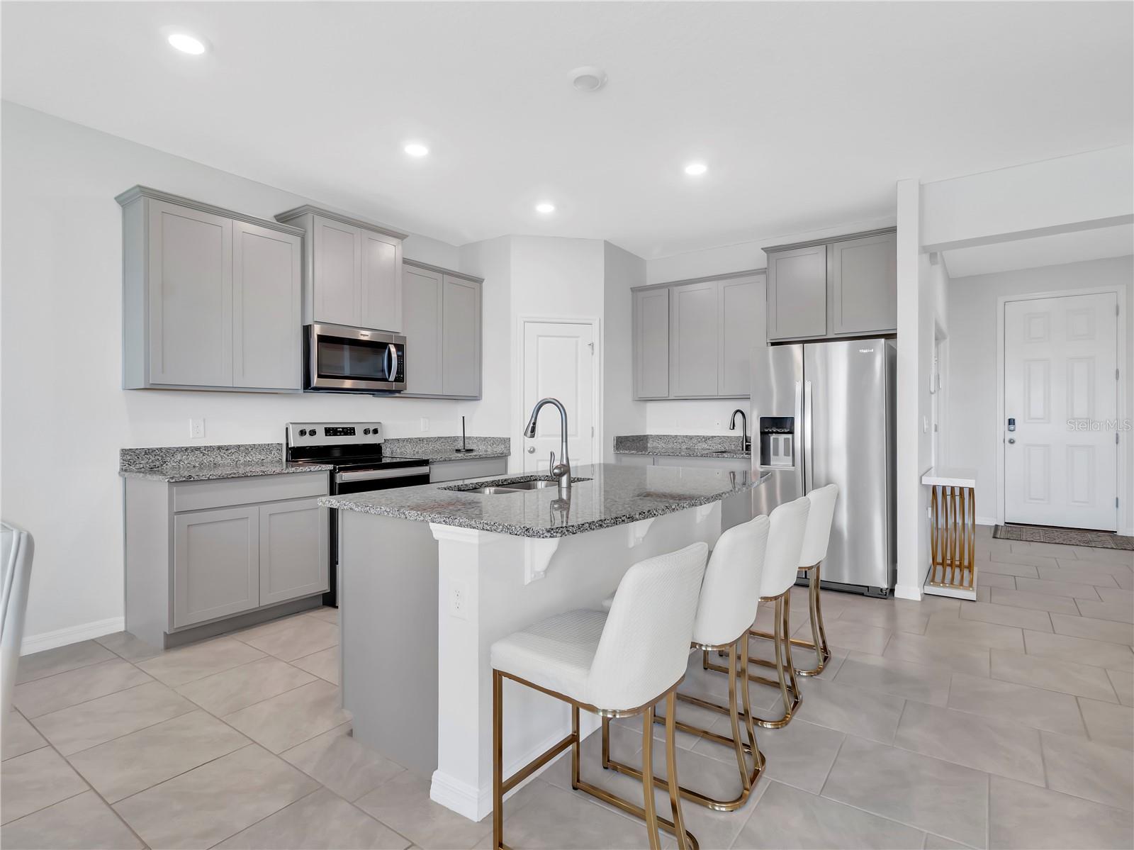 CREEK PRESERVE - Residential Lease