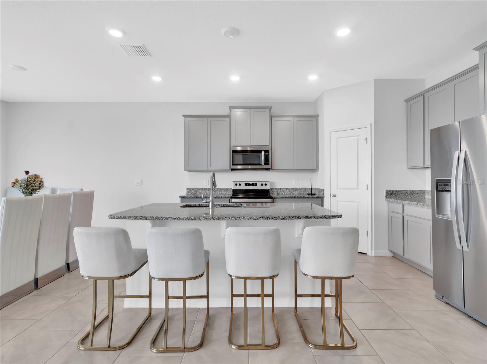 CREEK PRESERVE - Residential Lease