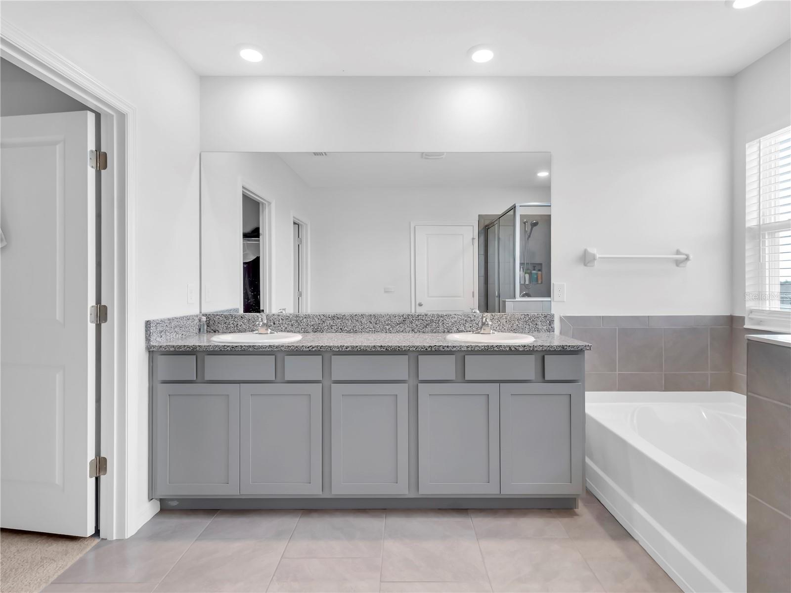 CREEK PRESERVE - Residential Lease