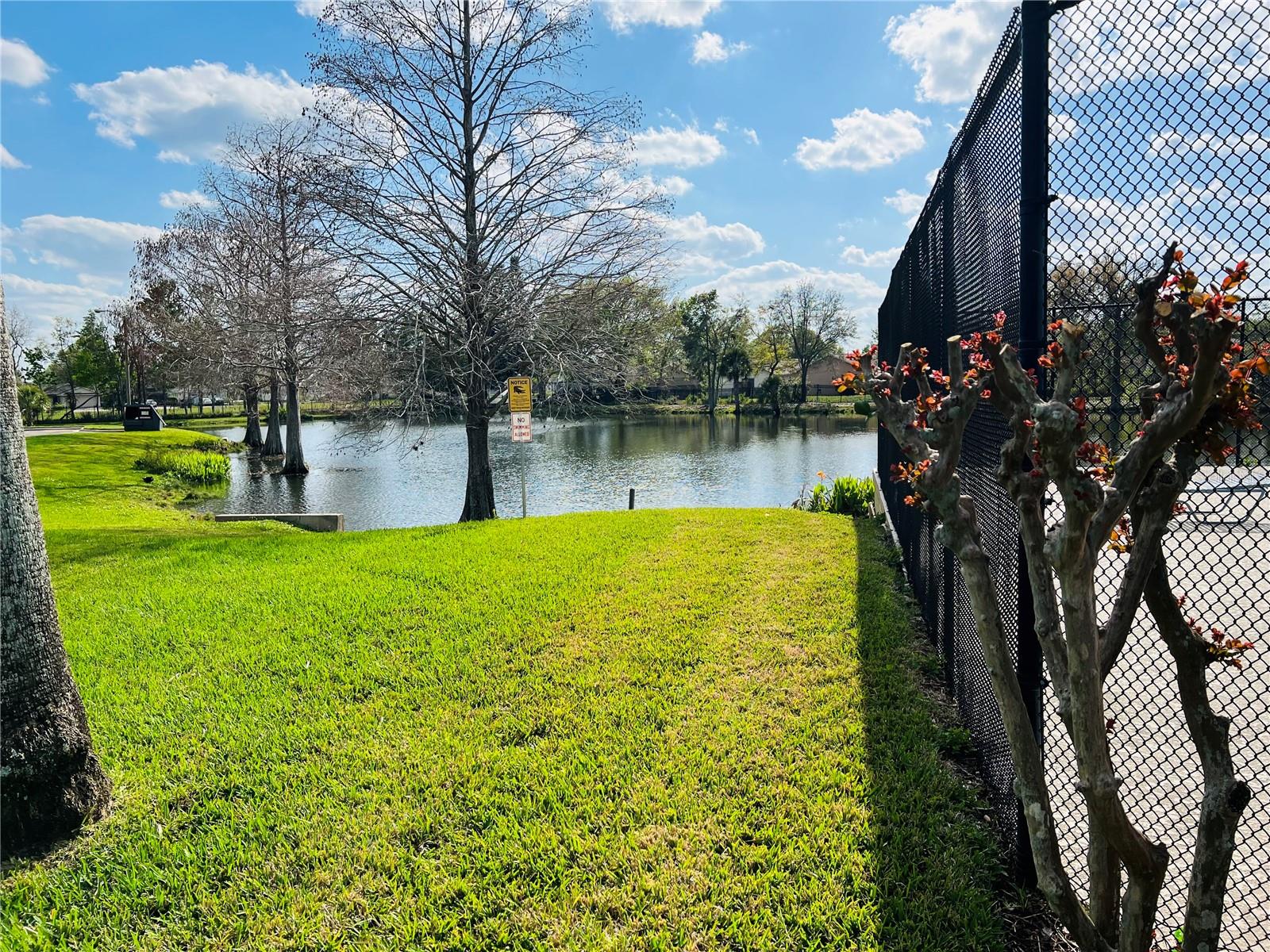 WINDTREE GARDENS CONDO PH 01 - Residential Lease