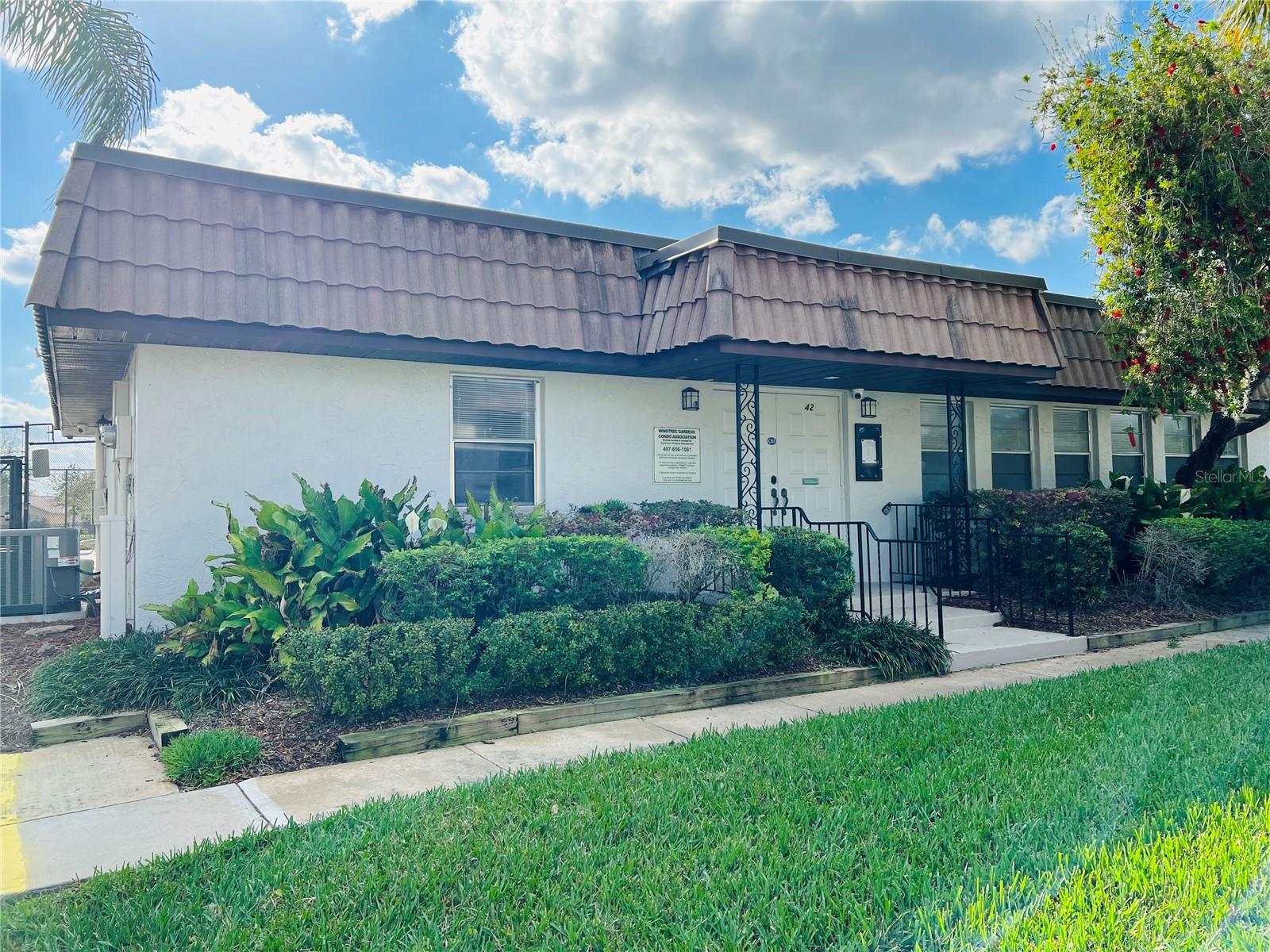 WINDTREE GARDENS CONDO PH 01 - Residential Lease