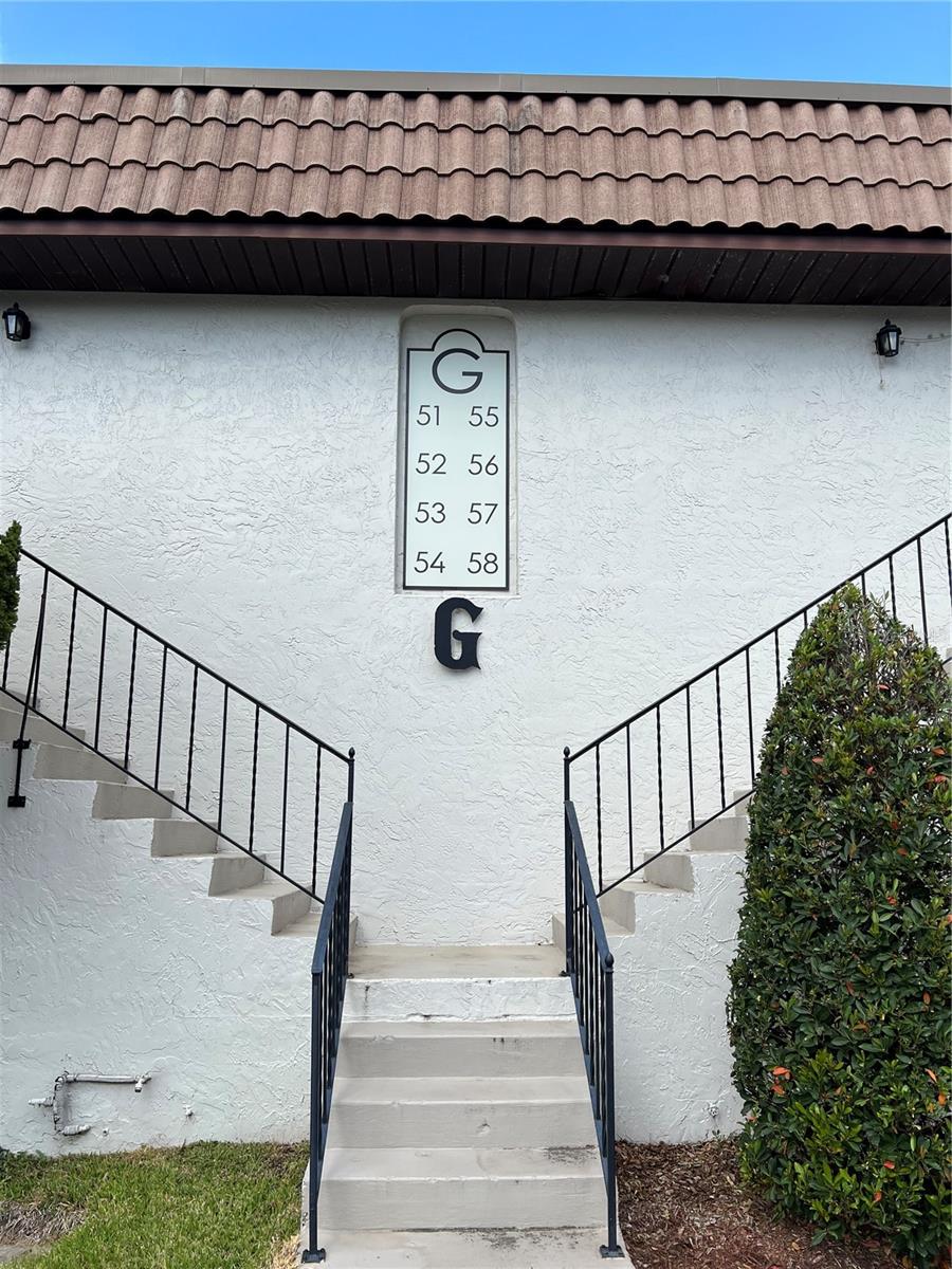 WINDTREE GARDENS CONDO PH 01 - Residential Lease