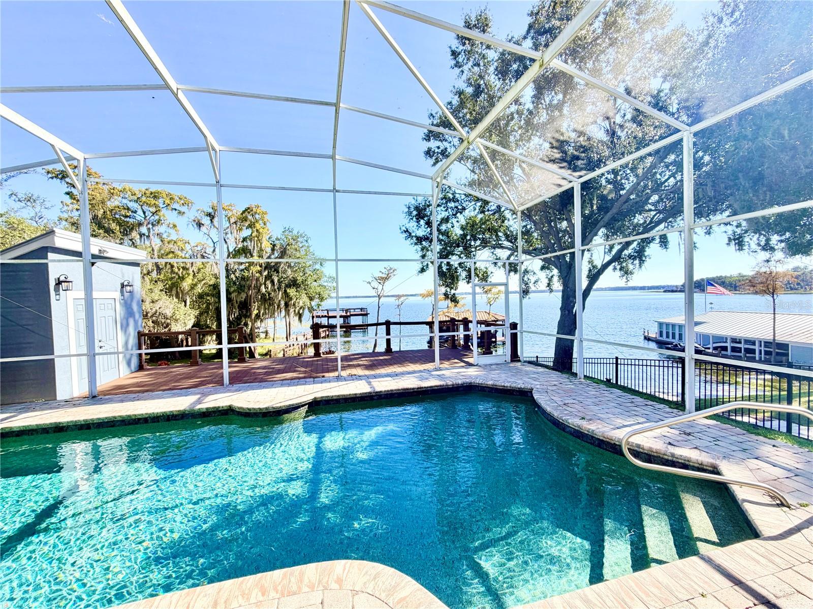 SUMMERPORT BEACH - Residential Lease