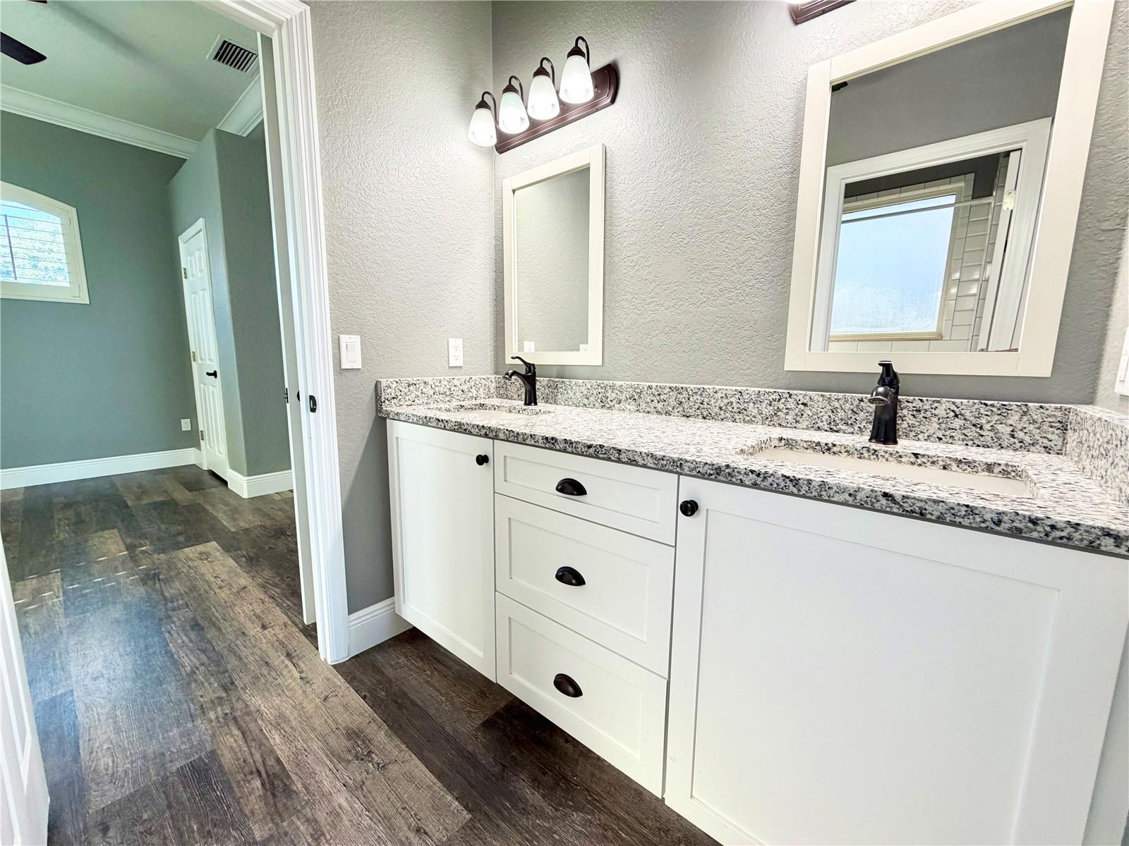 SUMMERPORT BEACH - Residential Lease