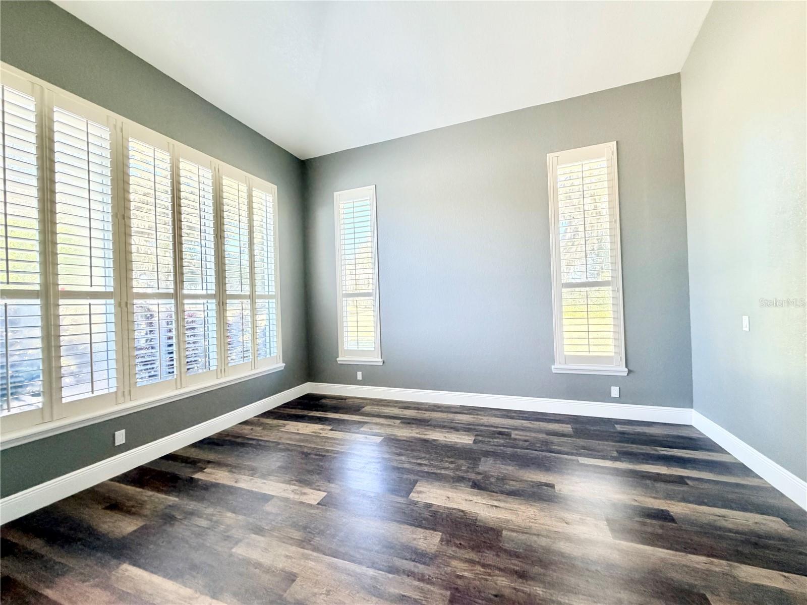 SUMMERPORT BEACH - Residential Lease