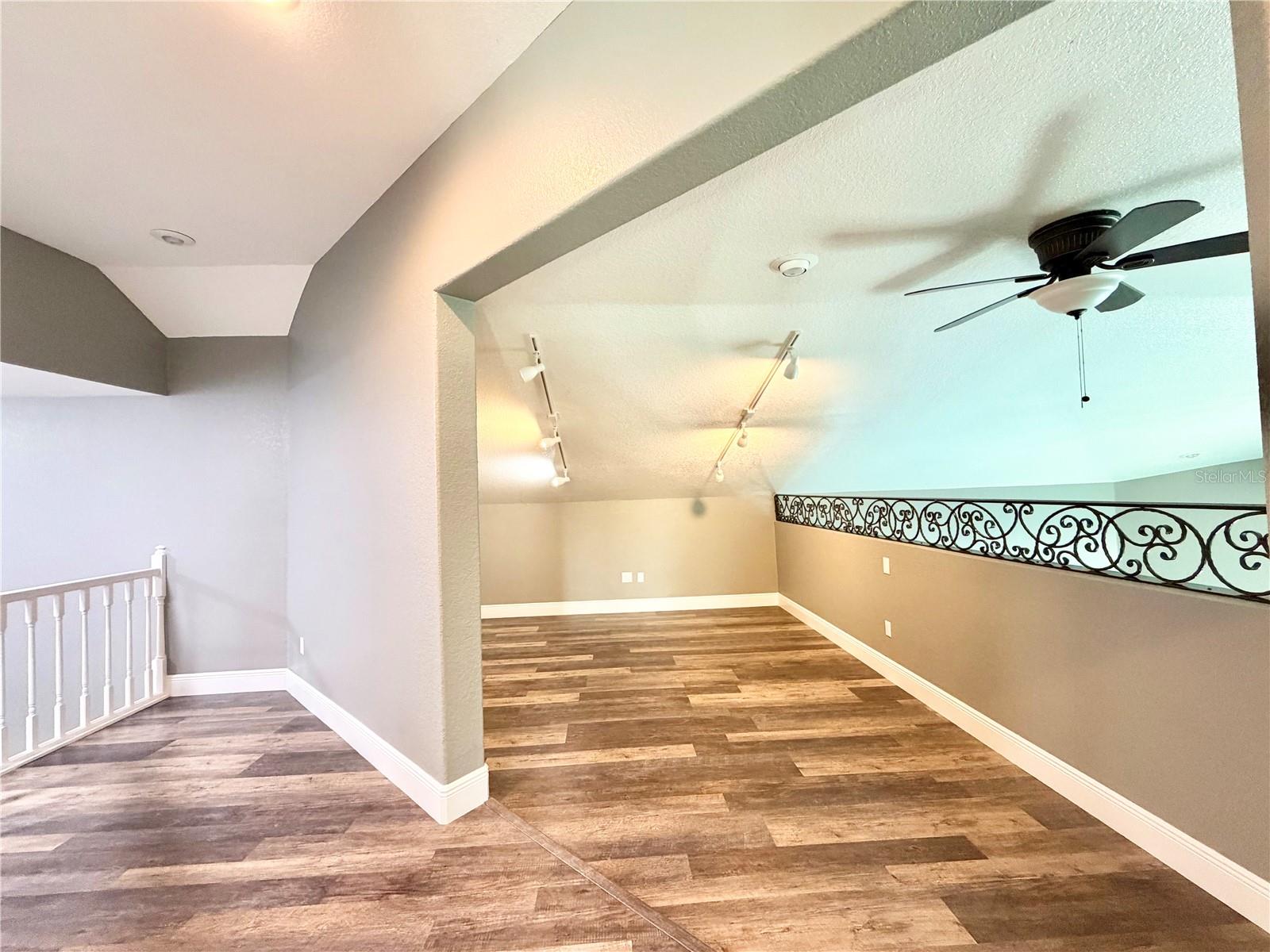 SUMMERPORT BEACH - Residential Lease