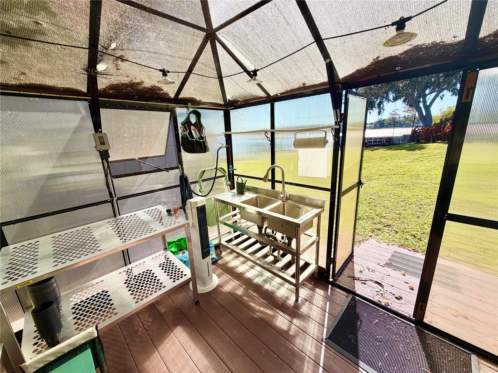 SUMMERPORT BEACH - Residential Lease