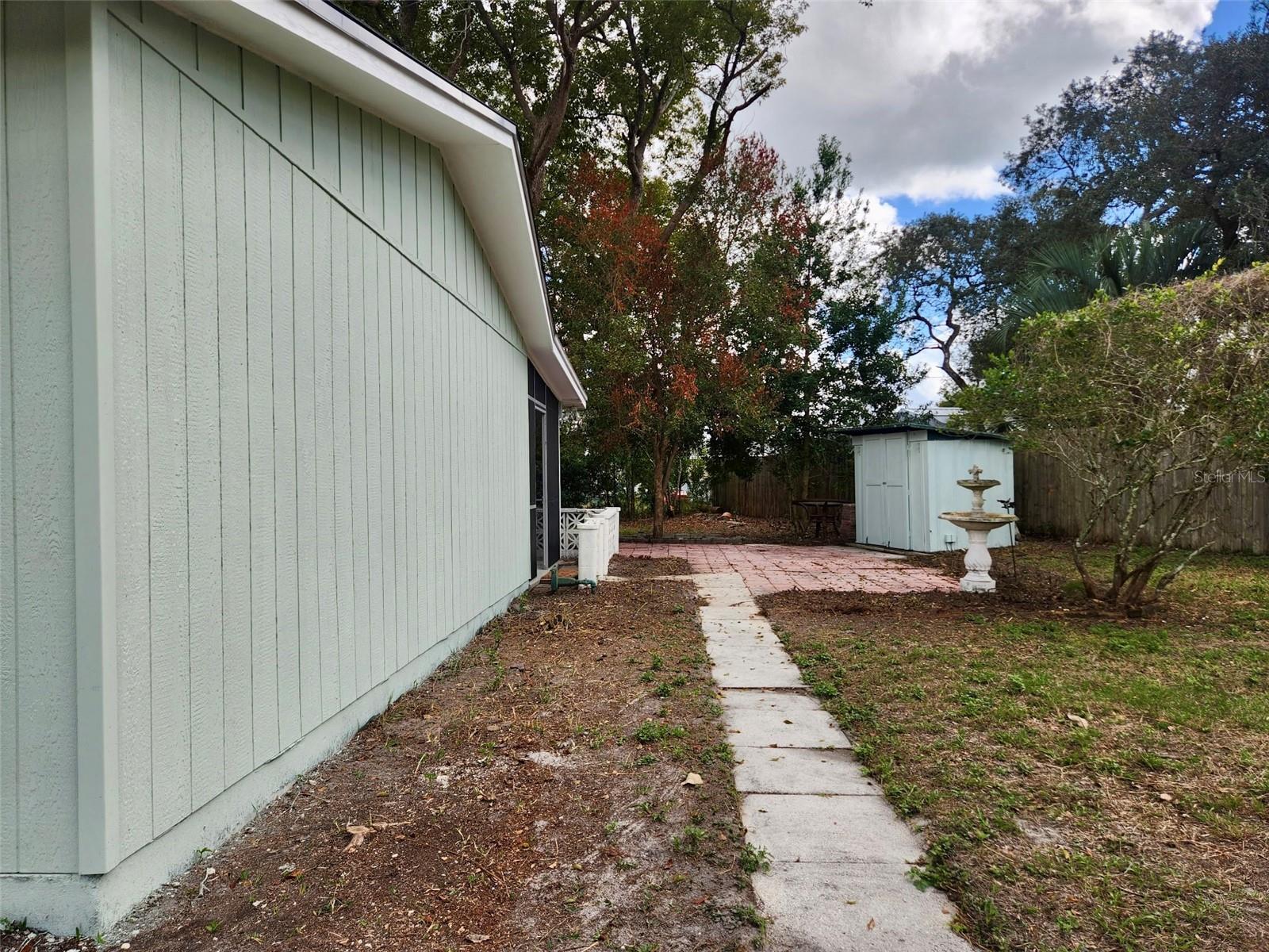 DELTONA LAKES UNIT 11 - Residential