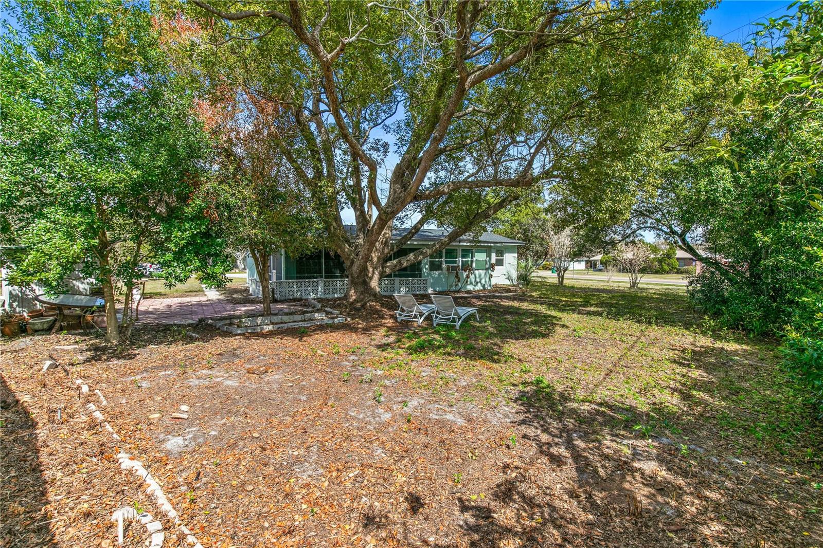 DELTONA LAKES UNIT 11 - Residential