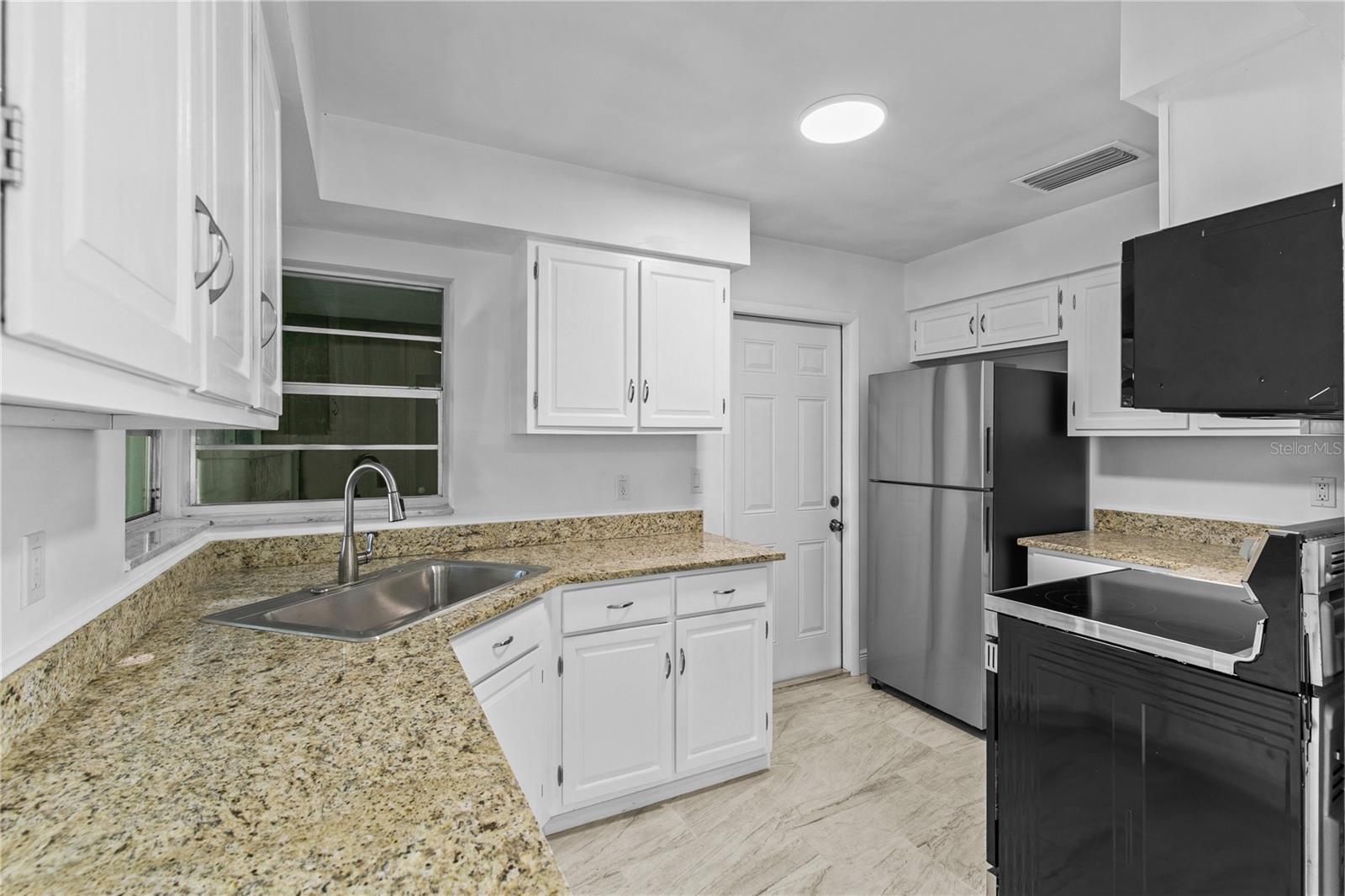 DELTONA LAKES UNIT 11 - Residential