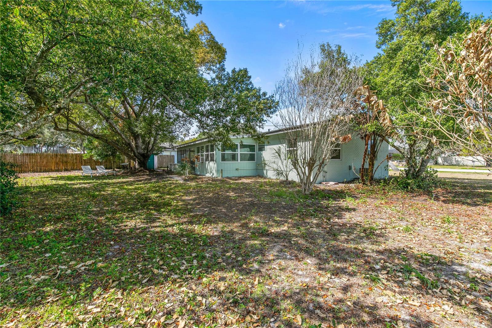 DELTONA LAKES UNIT 11 - Residential