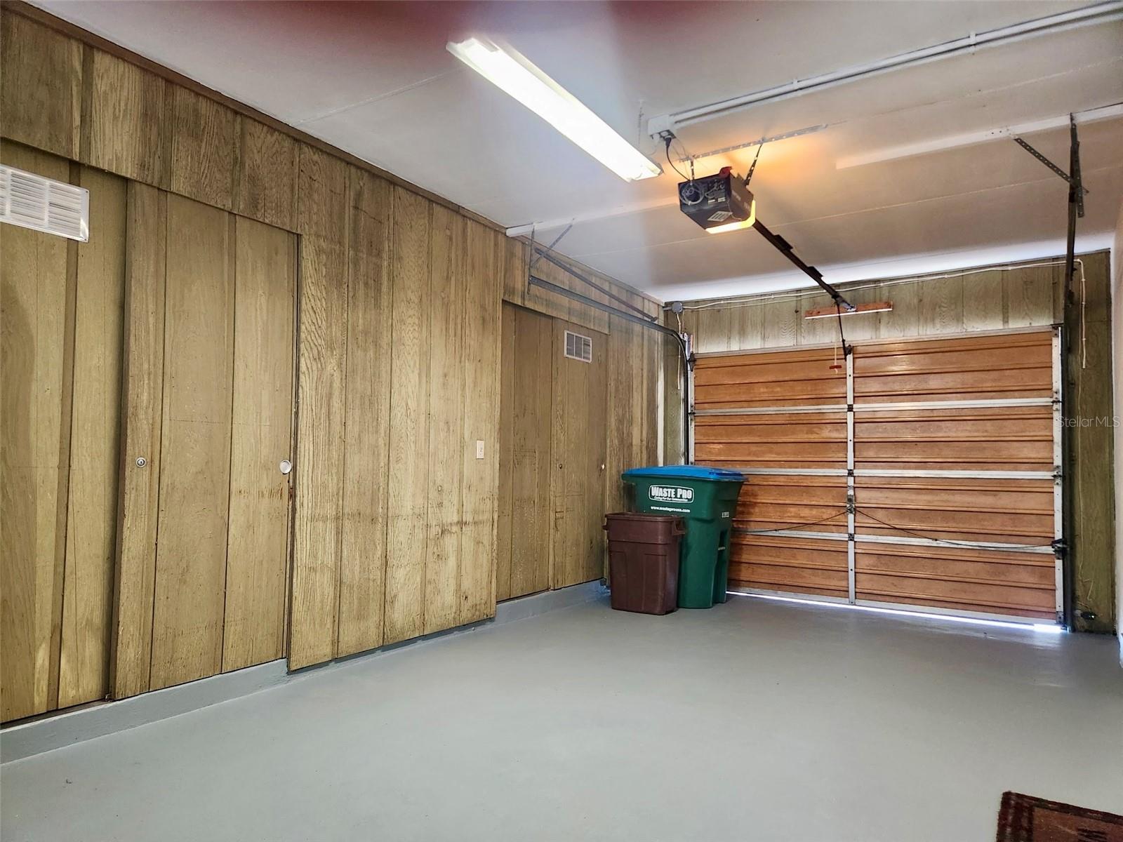 DELTONA LAKES UNIT 11 - Residential