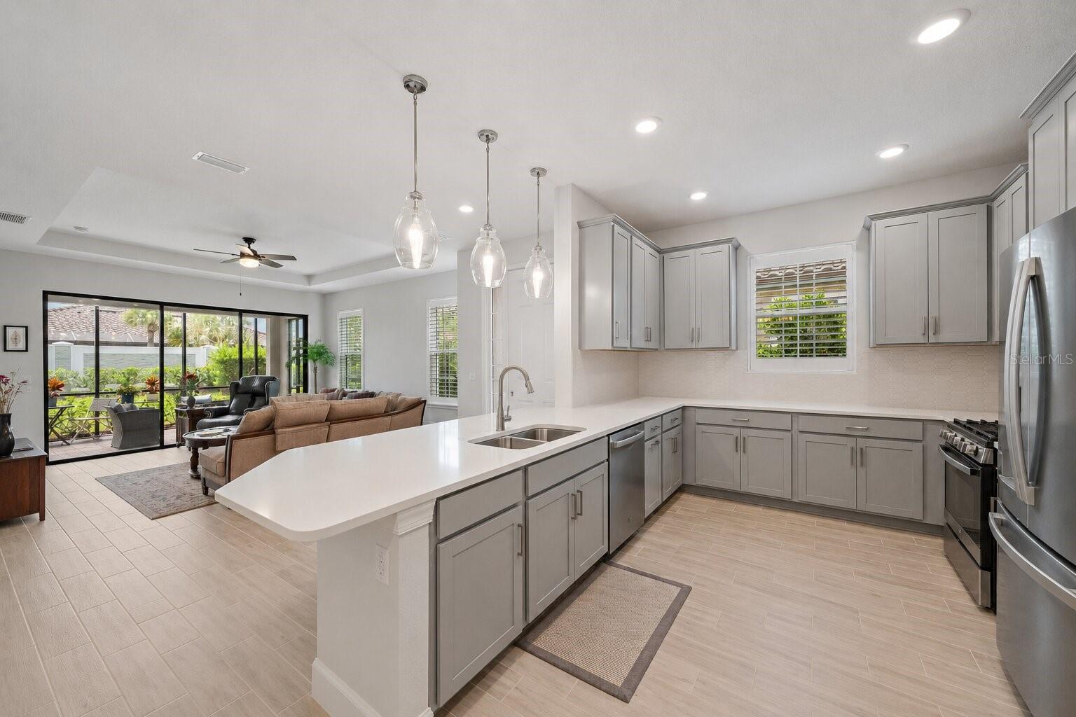 6066 MESA GLEN