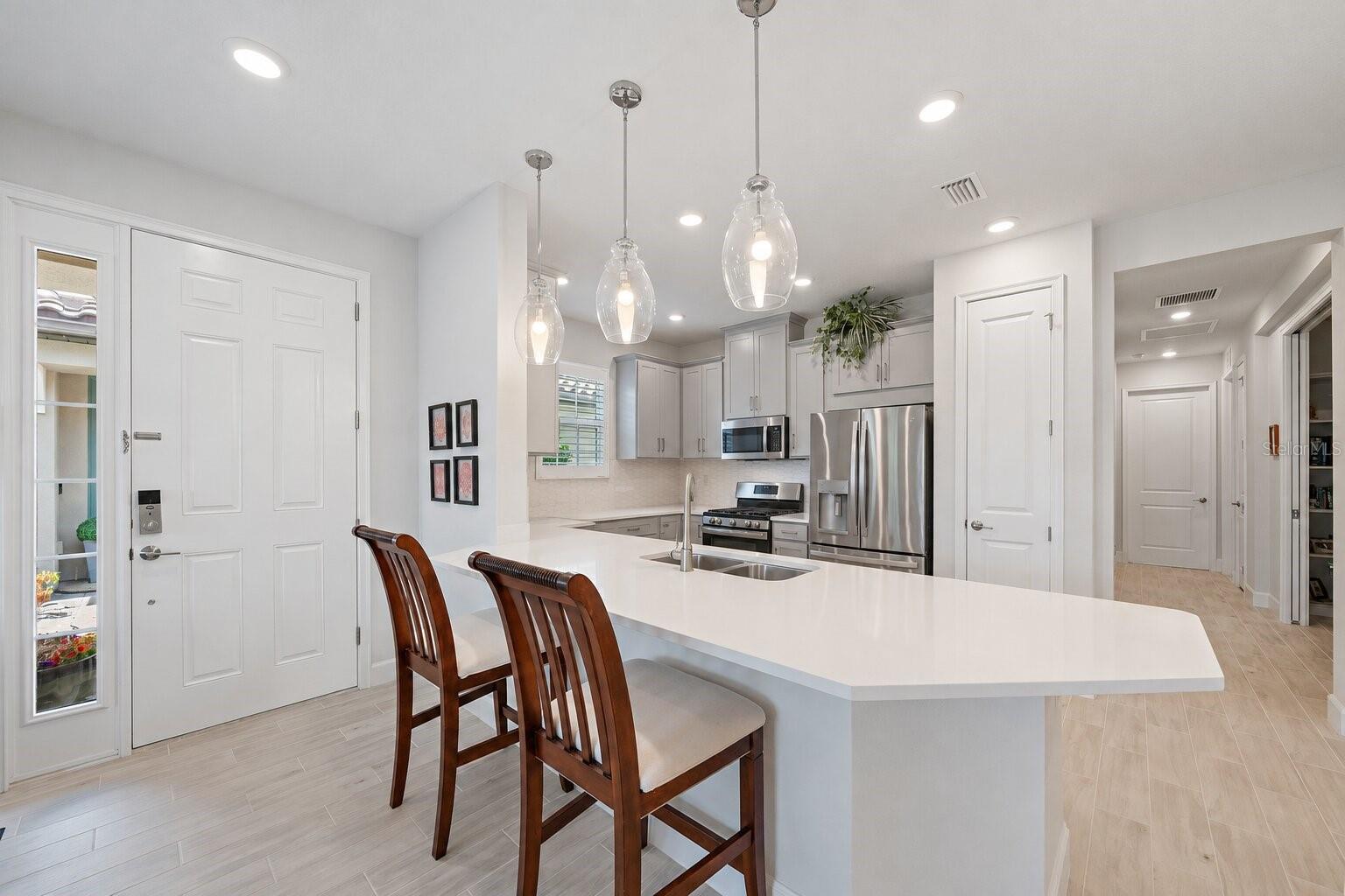 6066 MESA GLEN