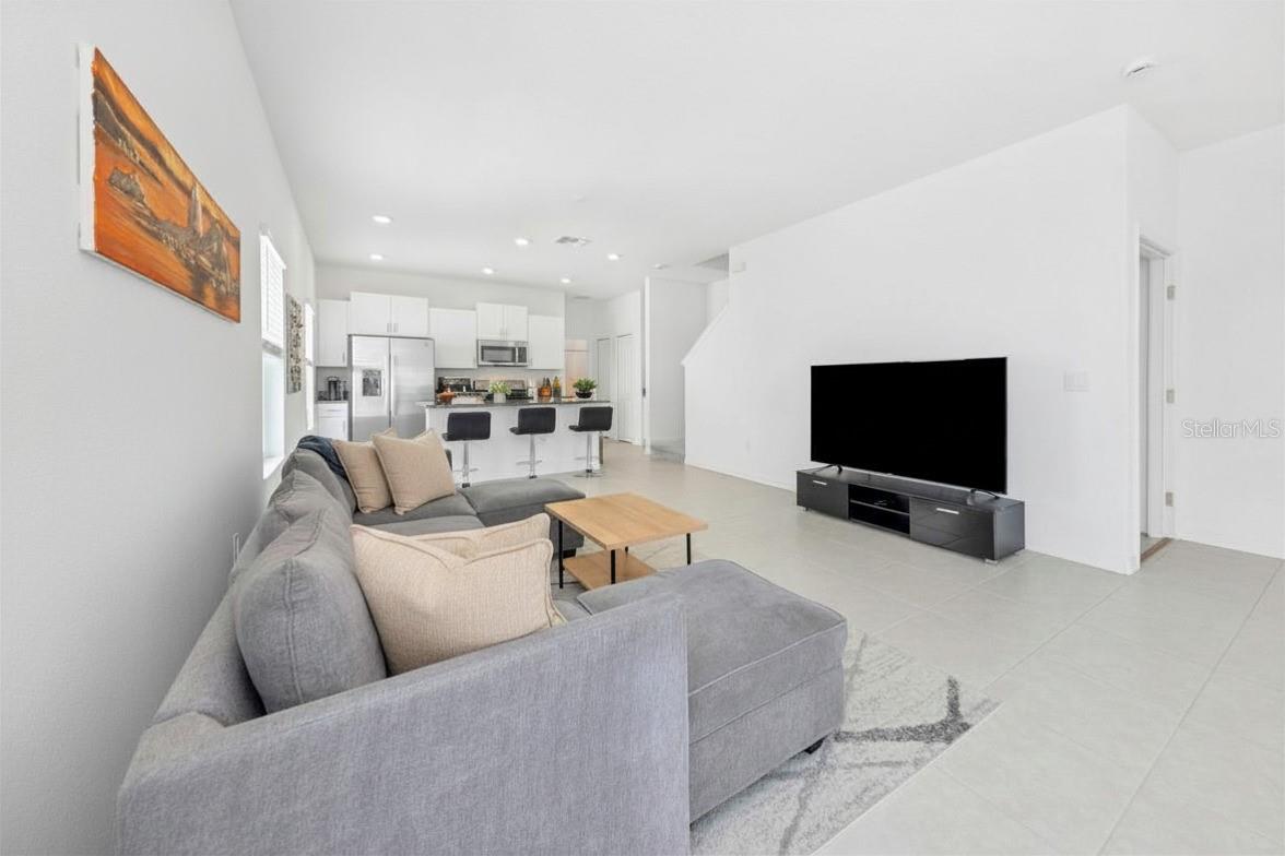 PALM RIVER TWNHMS PH 2 - Residential