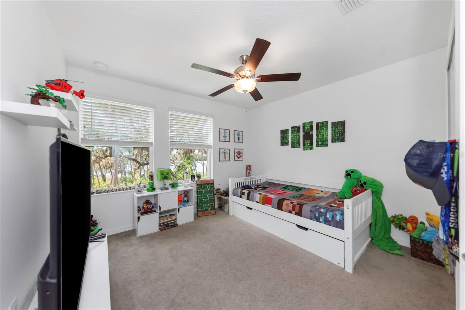 PALM RIVER TWNHMS PH 2 - Residential