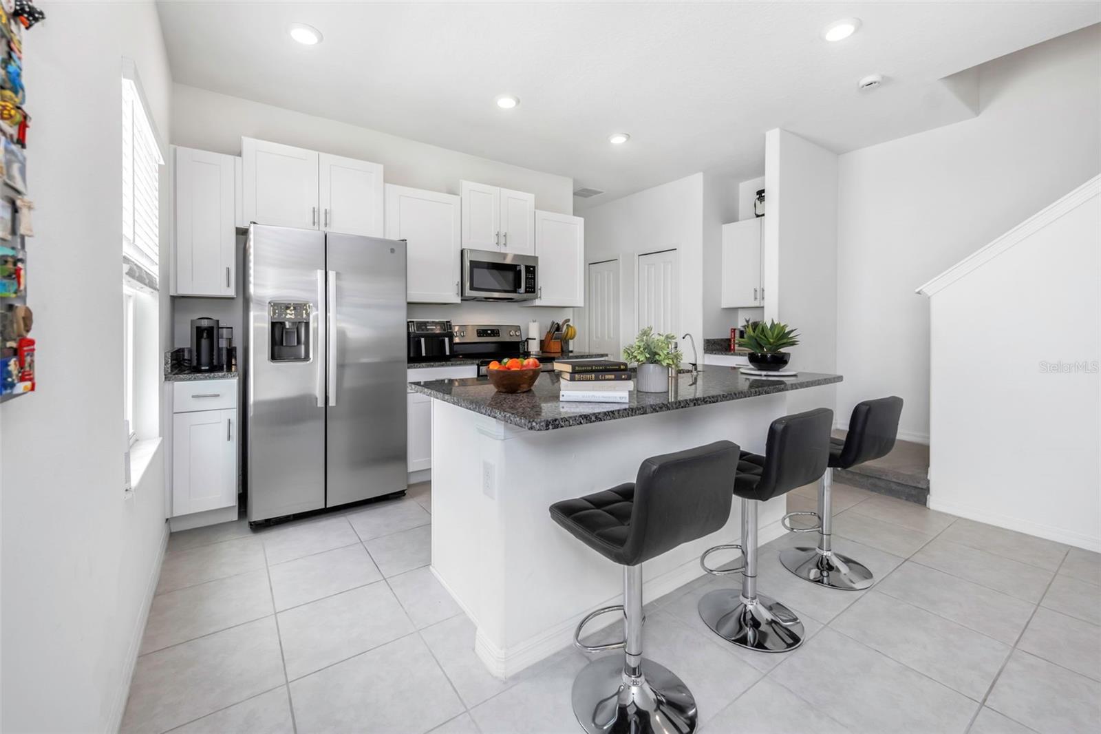 PALM RIVER TWNHMS PH 2 - Residential