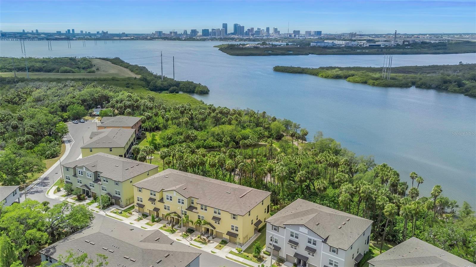 PALM RIVER TWNHMS PH 2 - Residential