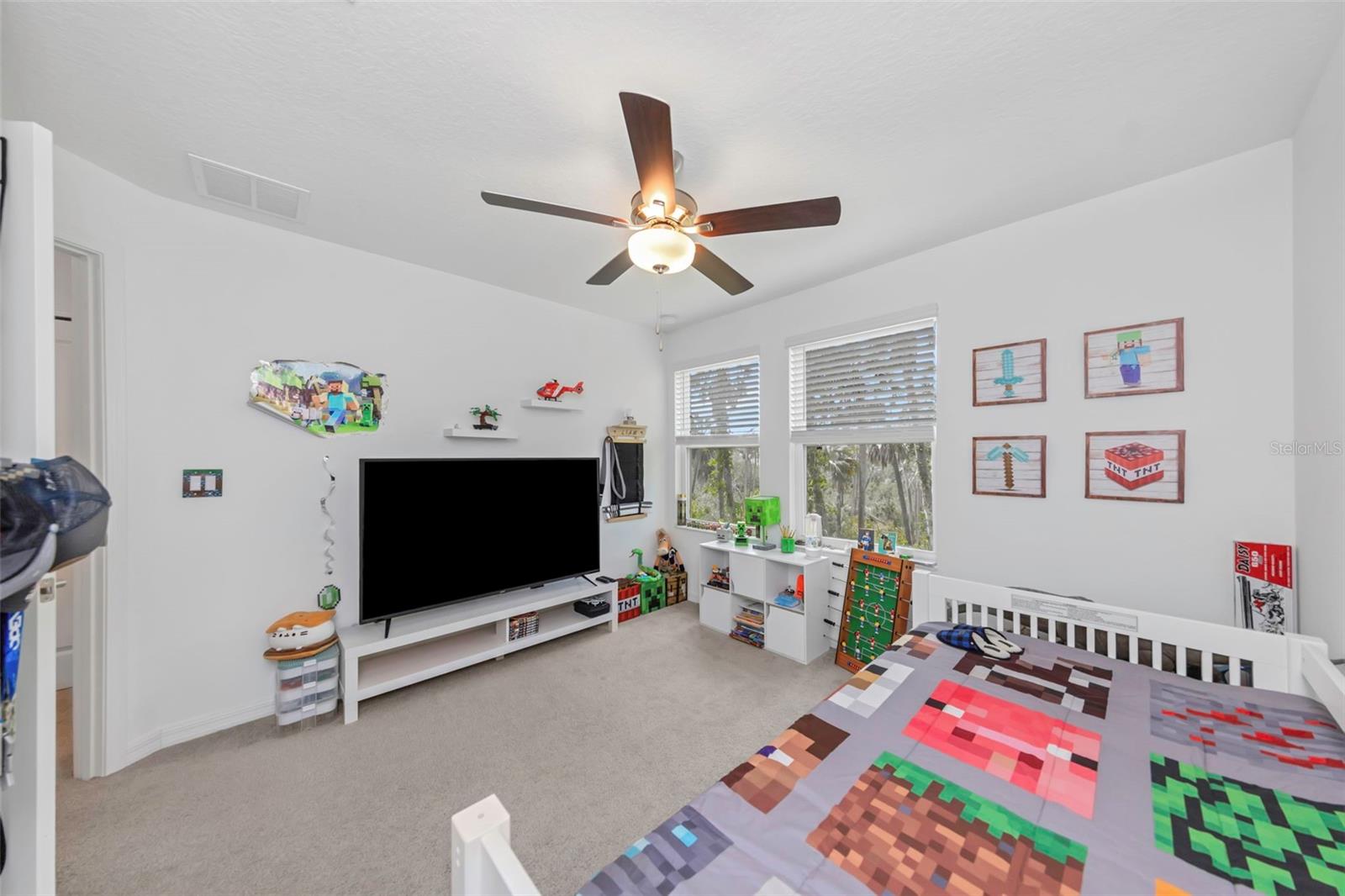 PALM RIVER TWNHMS PH 2 - Residential