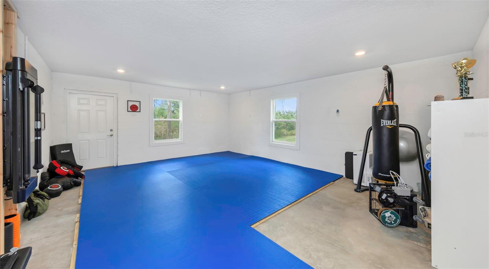 PALM RIVER TWNHMS PH 2 - Residential