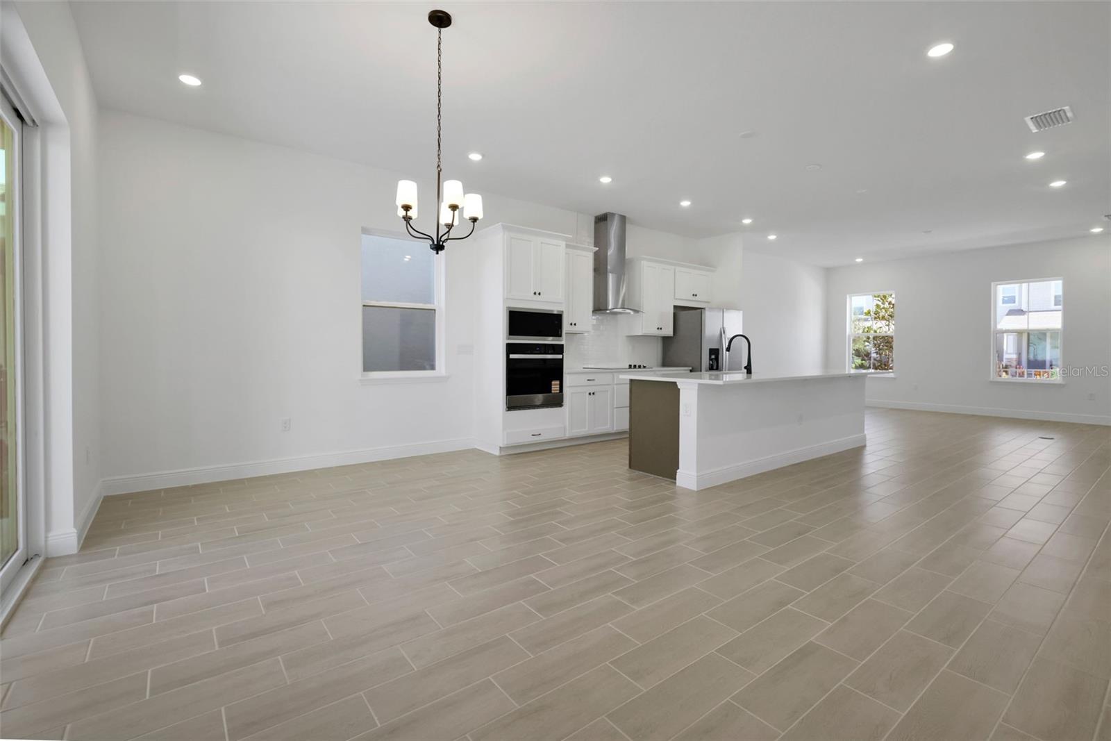 SERENADE AT OVATION - Residential