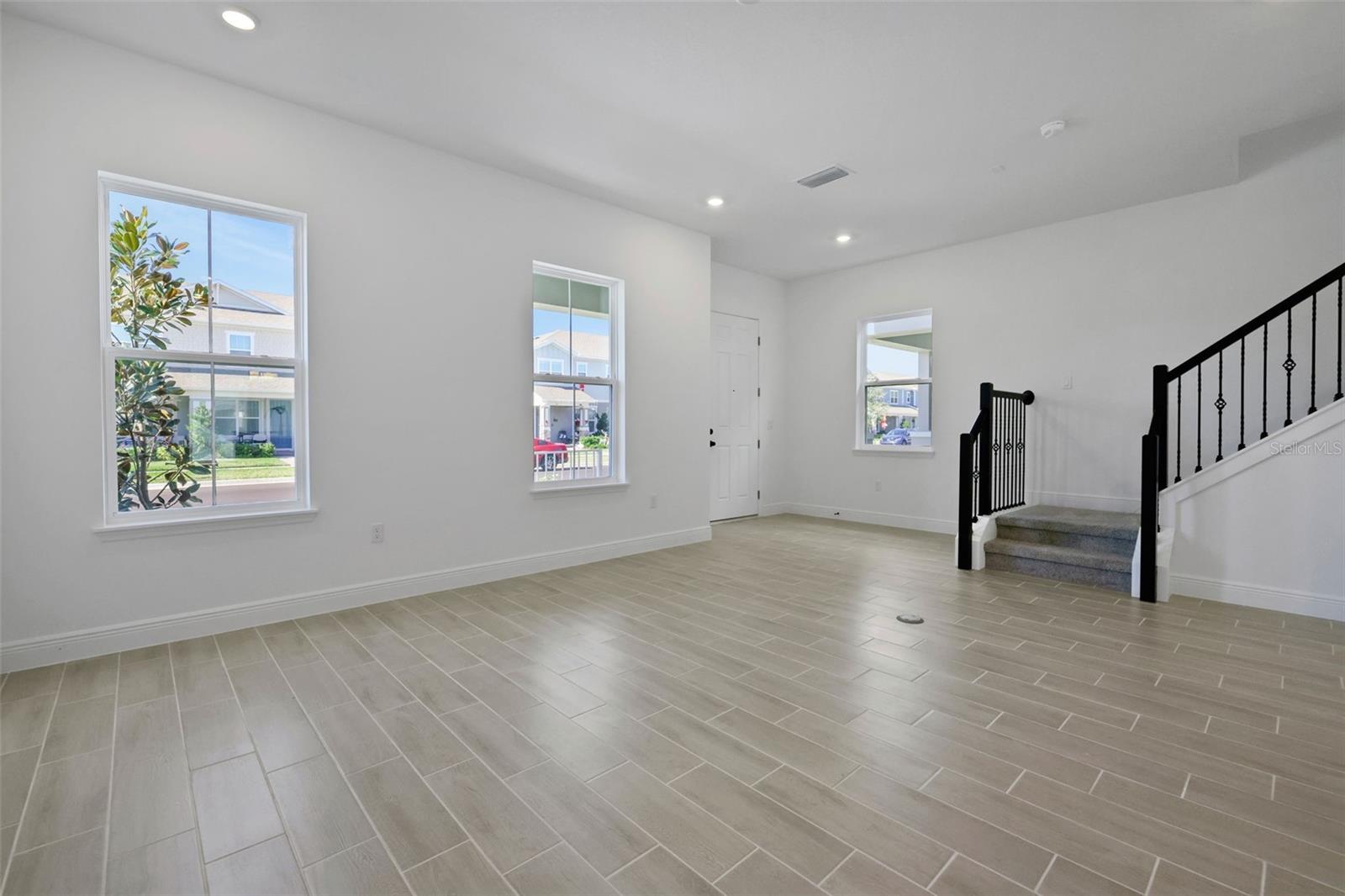 SERENADE AT OVATION - Residential